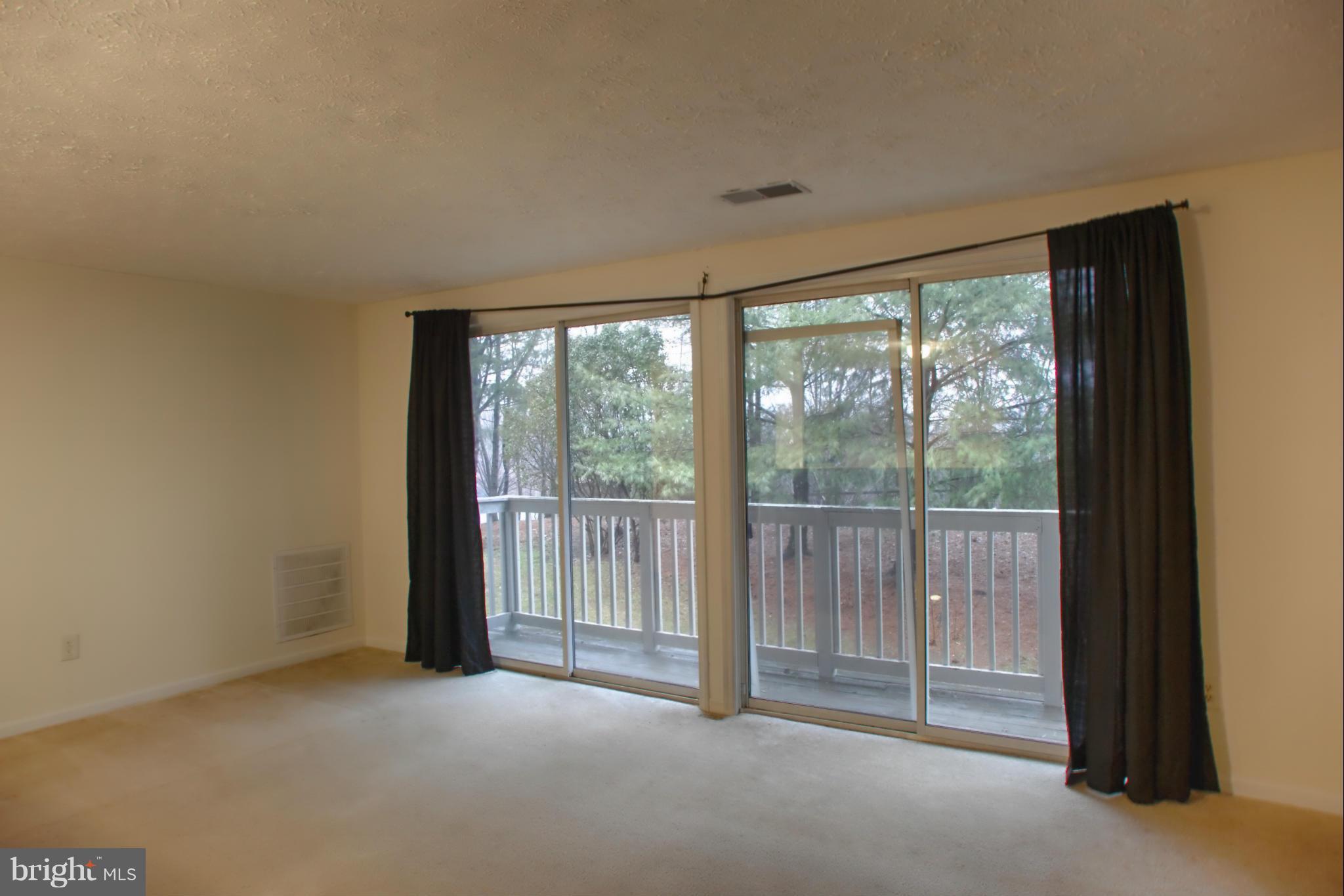 PRINCETON WOODS - Residential