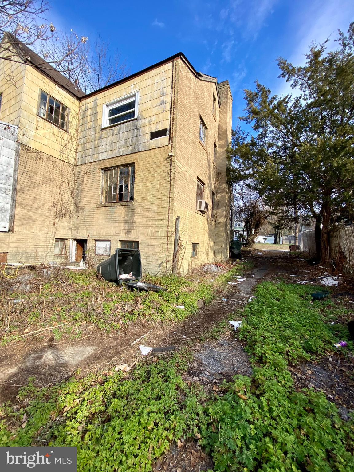 BLADENSBURG - Residential