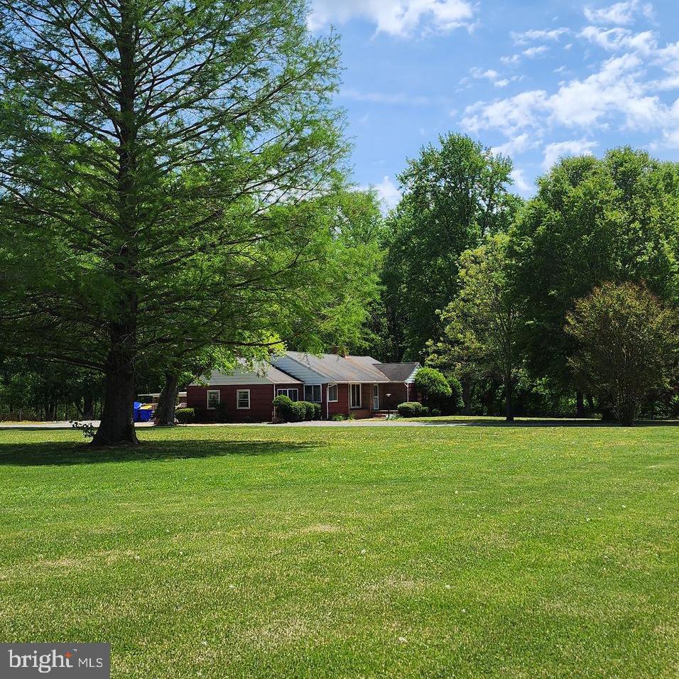 700 CANTERBURY ROAD