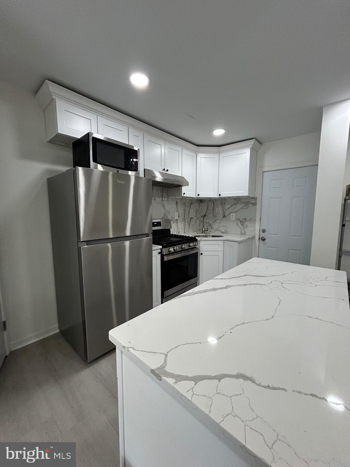 MAYFAIR - Residential