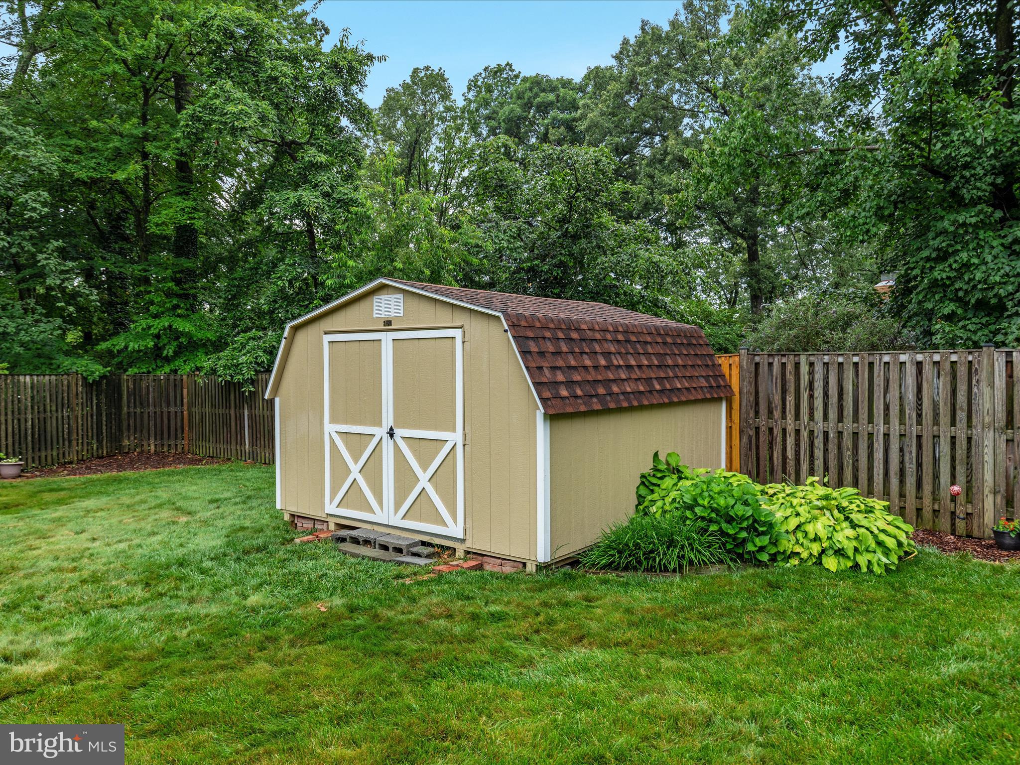 WEST SPRINGFIELD VILLAGE - Residential