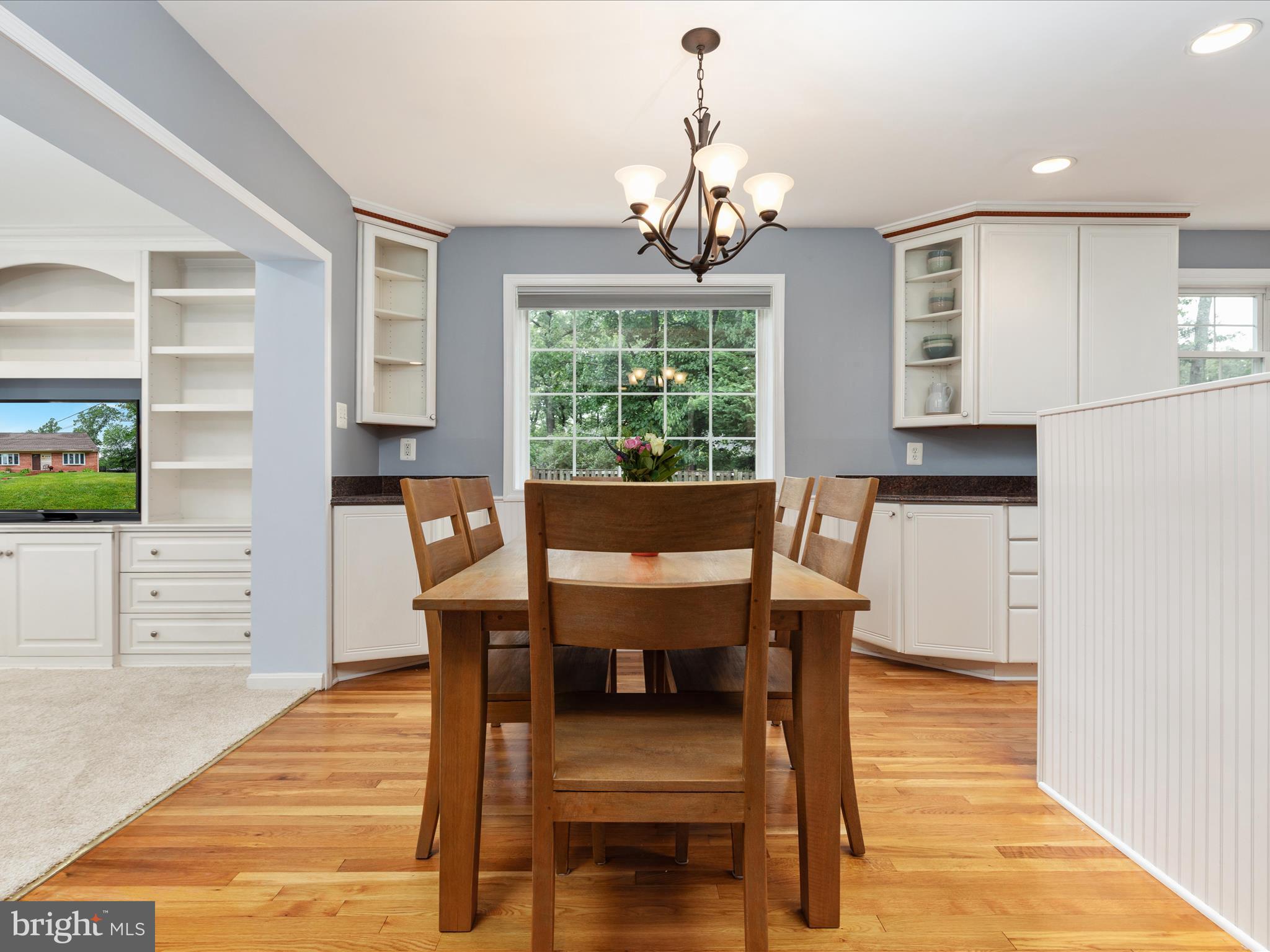 WEST SPRINGFIELD VILLAGE - Residential