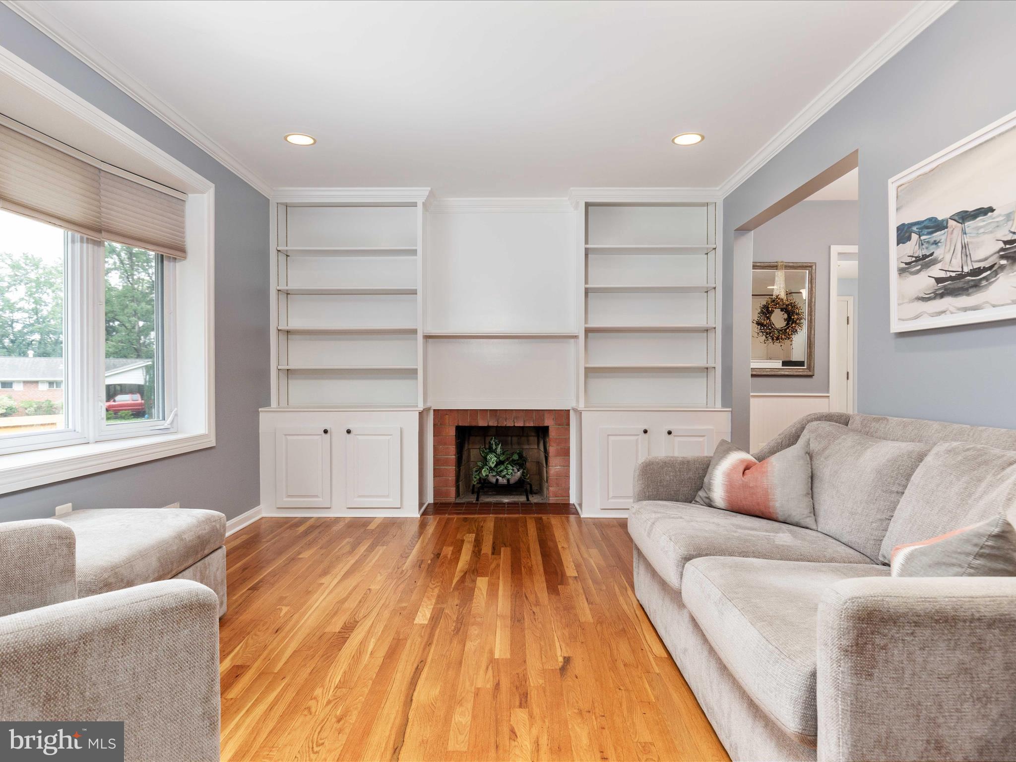 WEST SPRINGFIELD VILLAGE - Residential