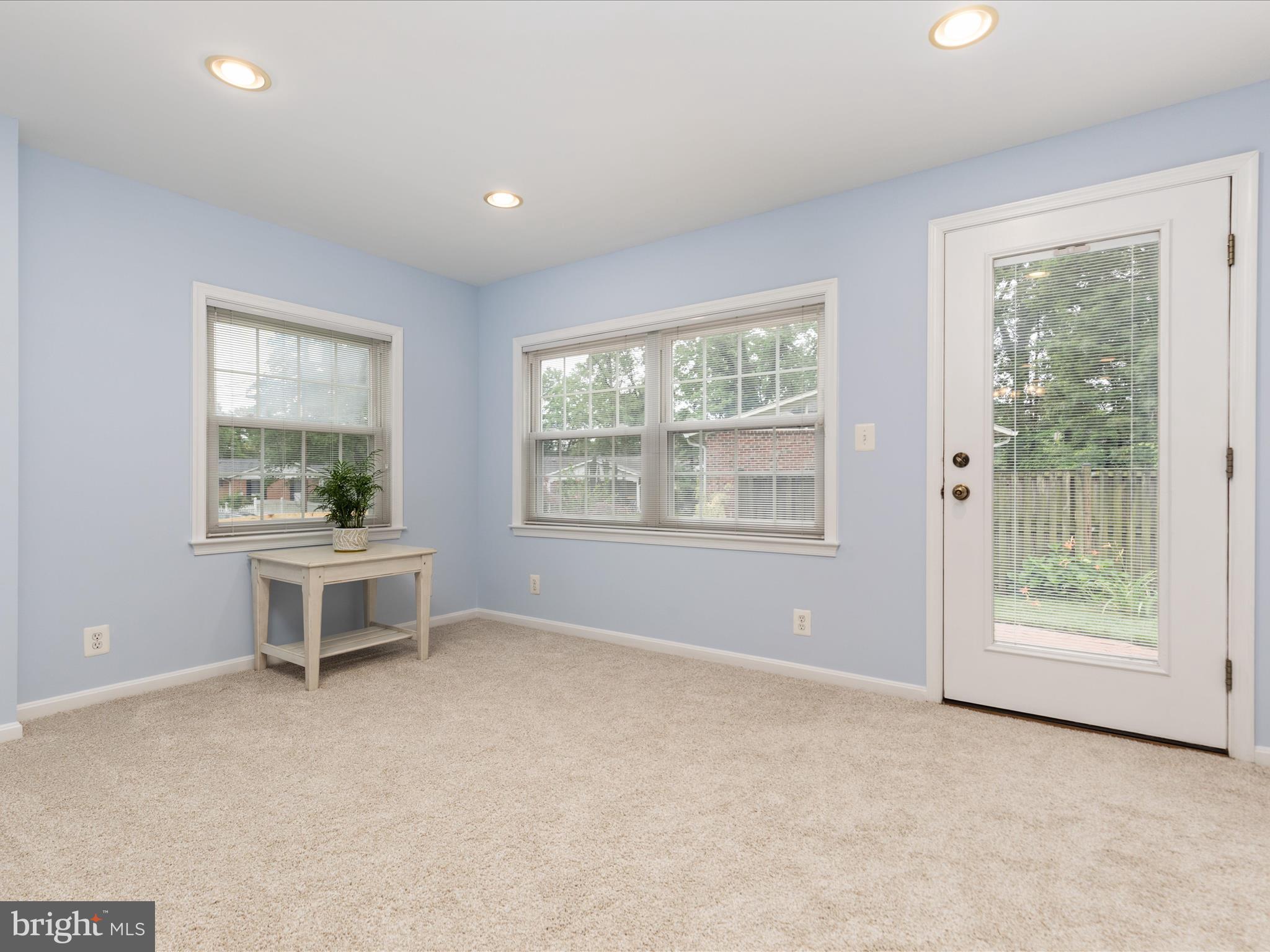 WEST SPRINGFIELD VILLAGE - Residential