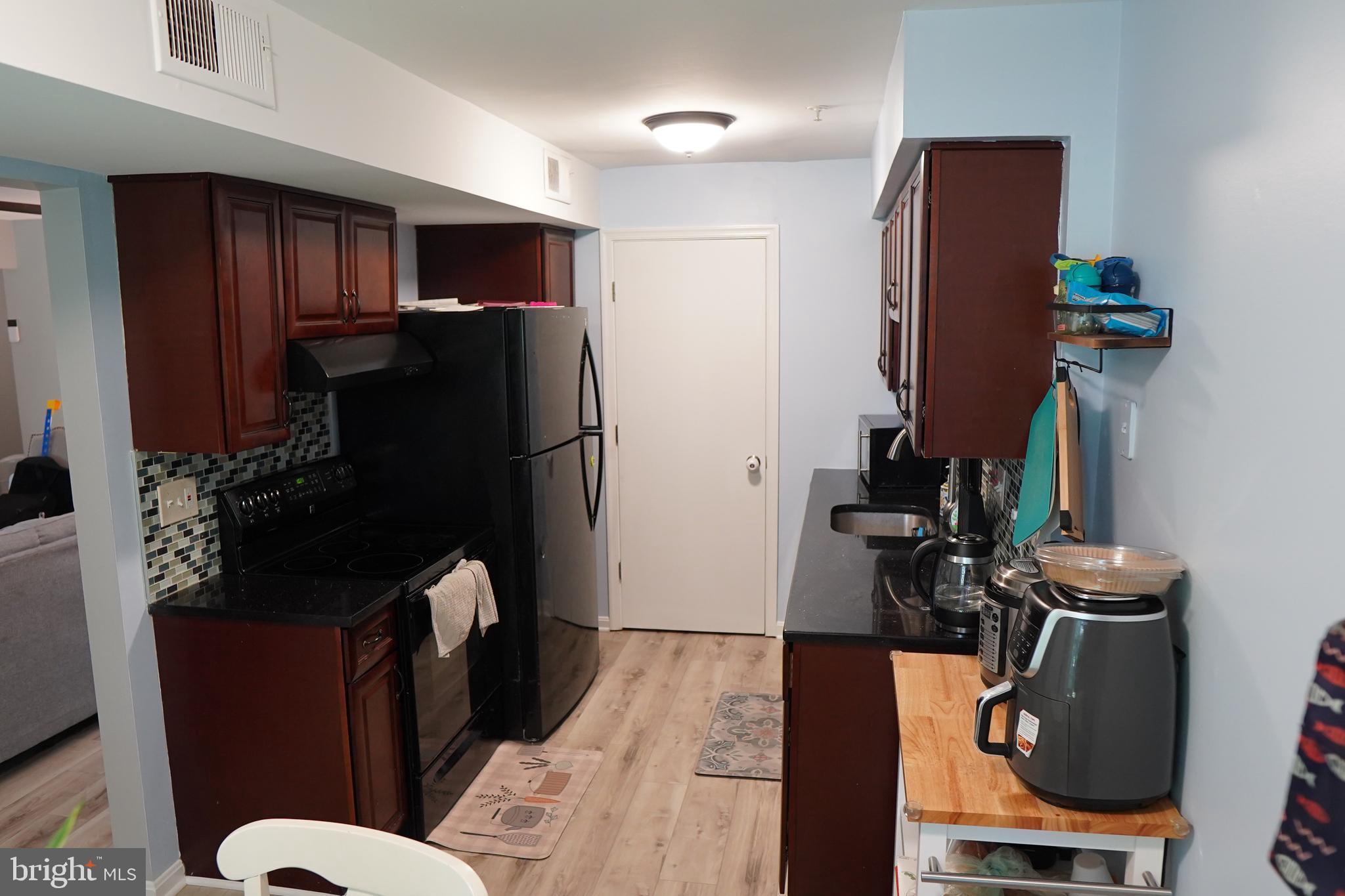 LONGMEAD CROSSING - Residential