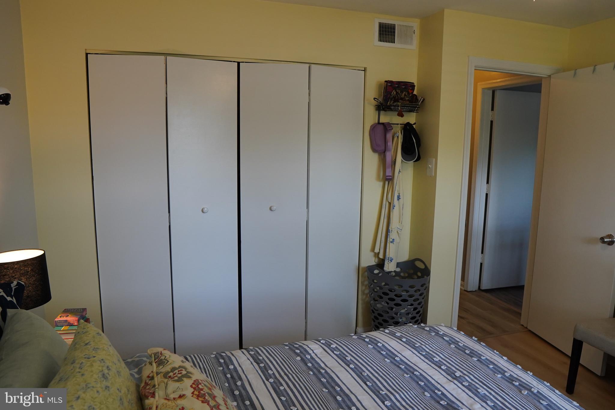 LONGMEAD CROSSING - Residential