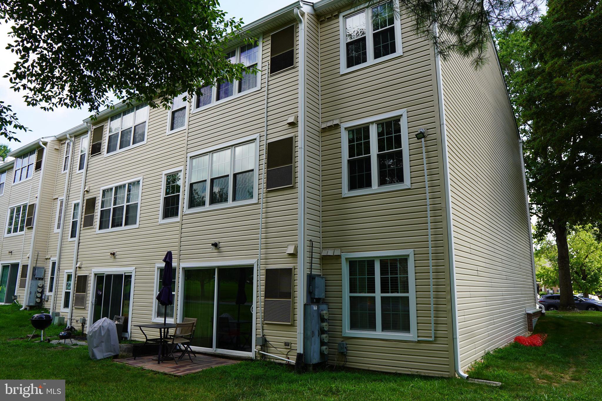 LONGMEAD CROSSING - Residential