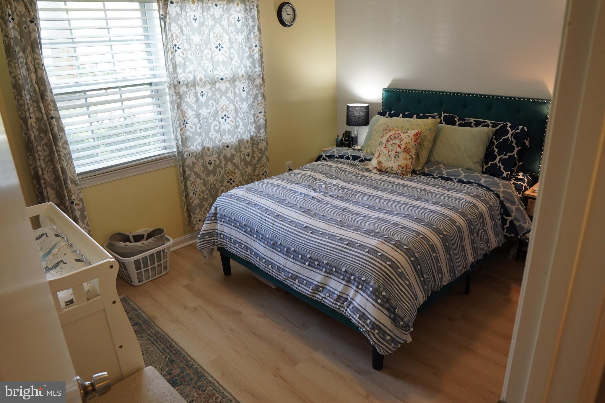 LONGMEAD CROSSING - Residential