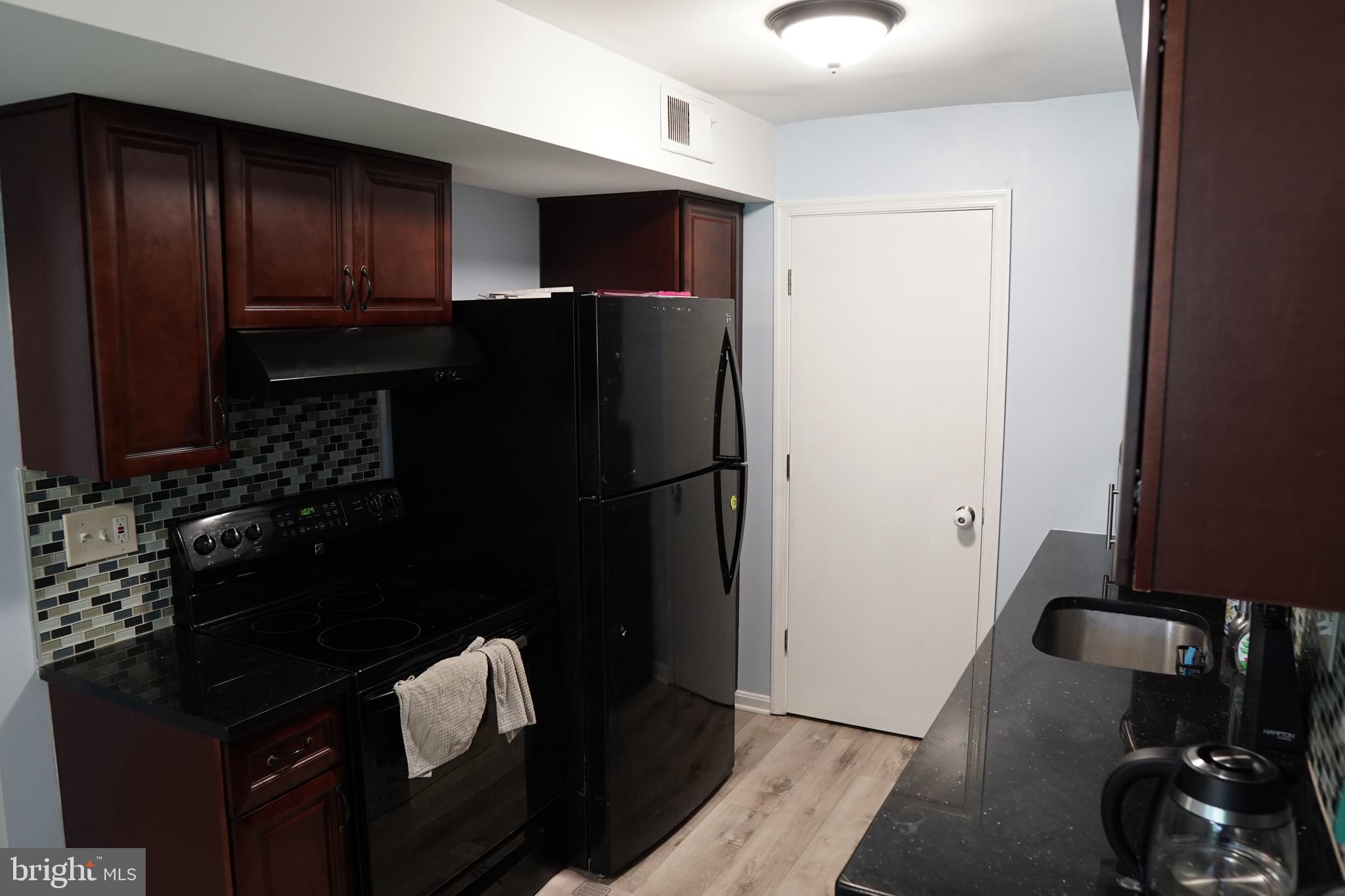 LONGMEAD CROSSING - Residential