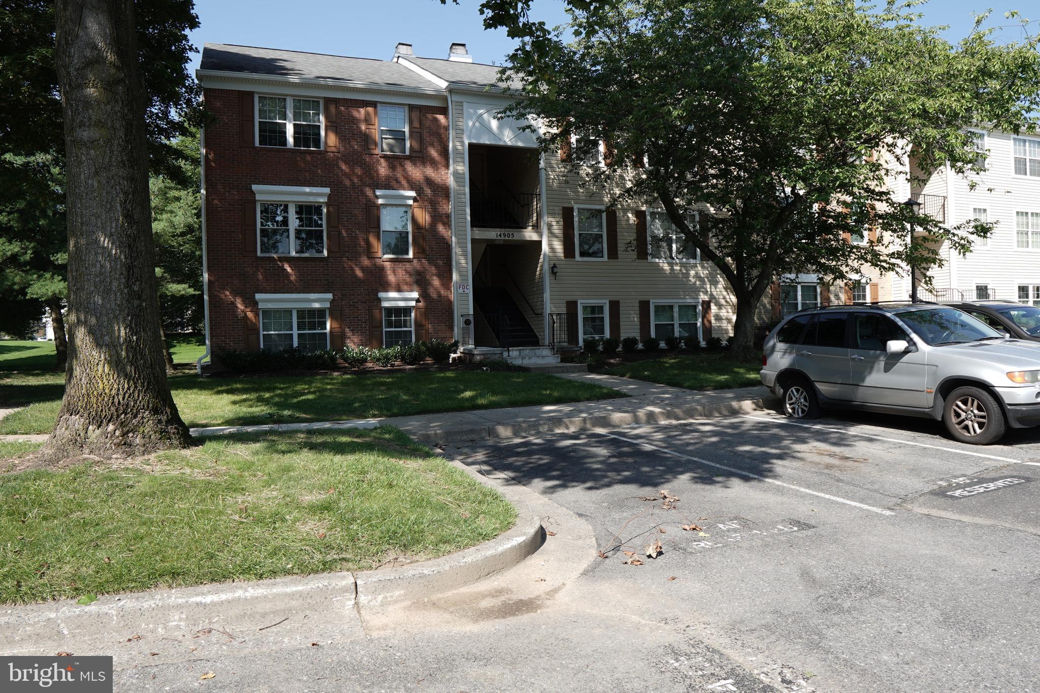 LONGMEAD CROSSING - Residential