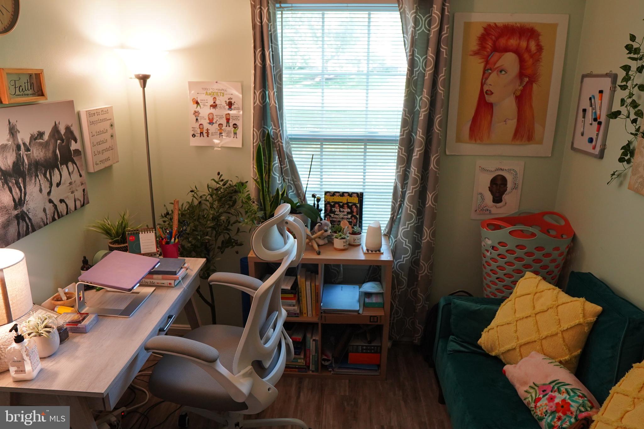 LONGMEAD CROSSING - Residential