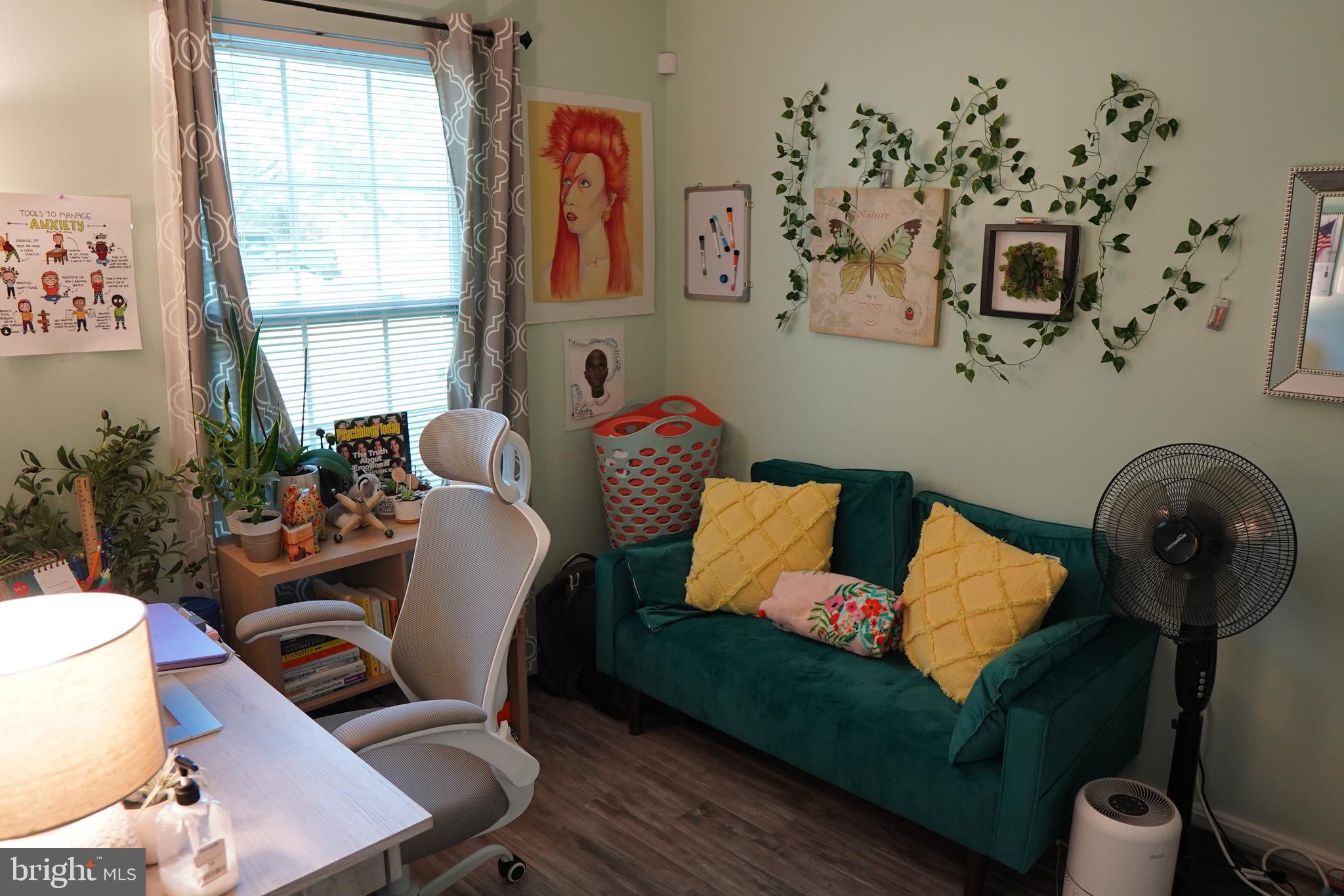 LONGMEAD CROSSING - Residential