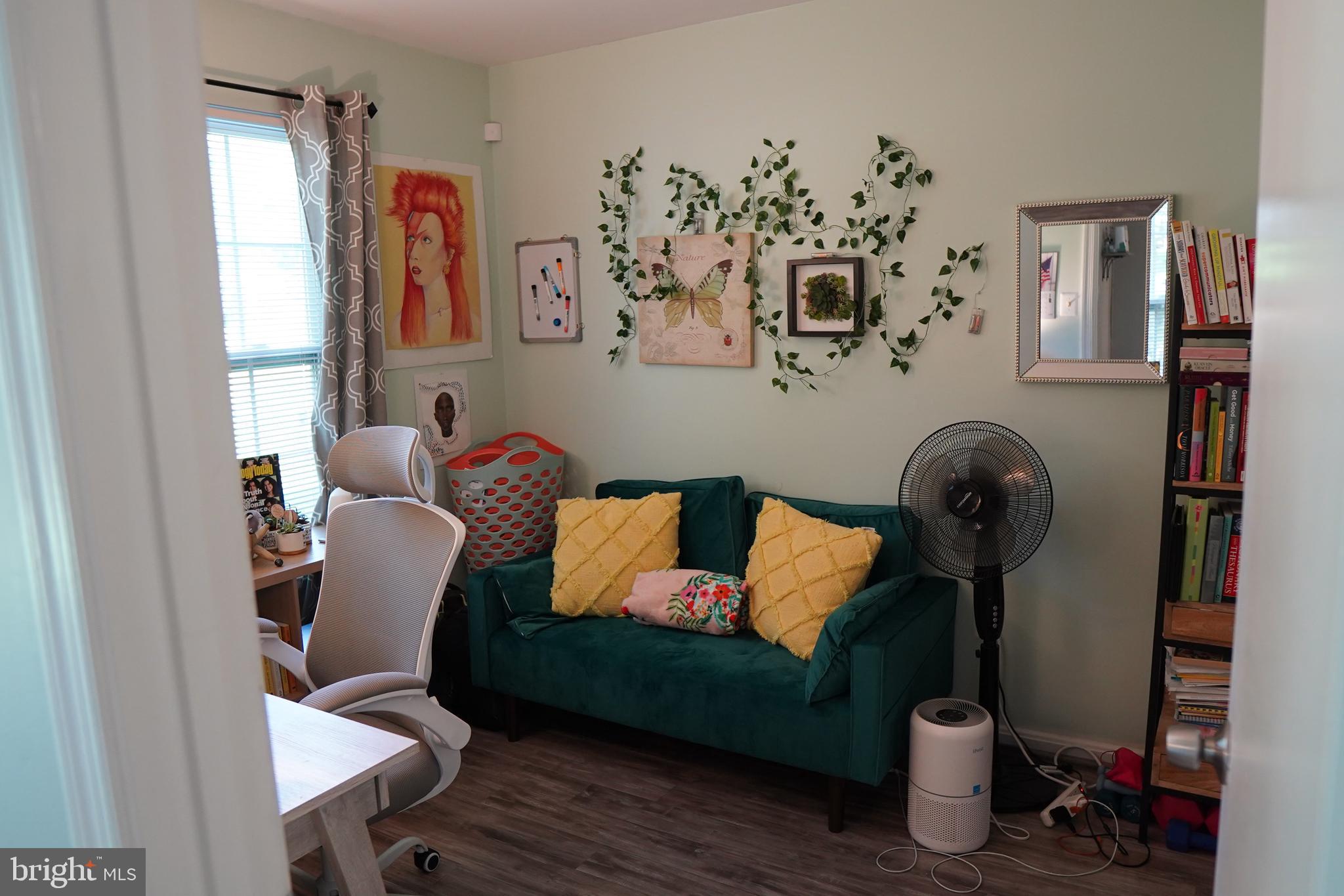 LONGMEAD CROSSING - Residential