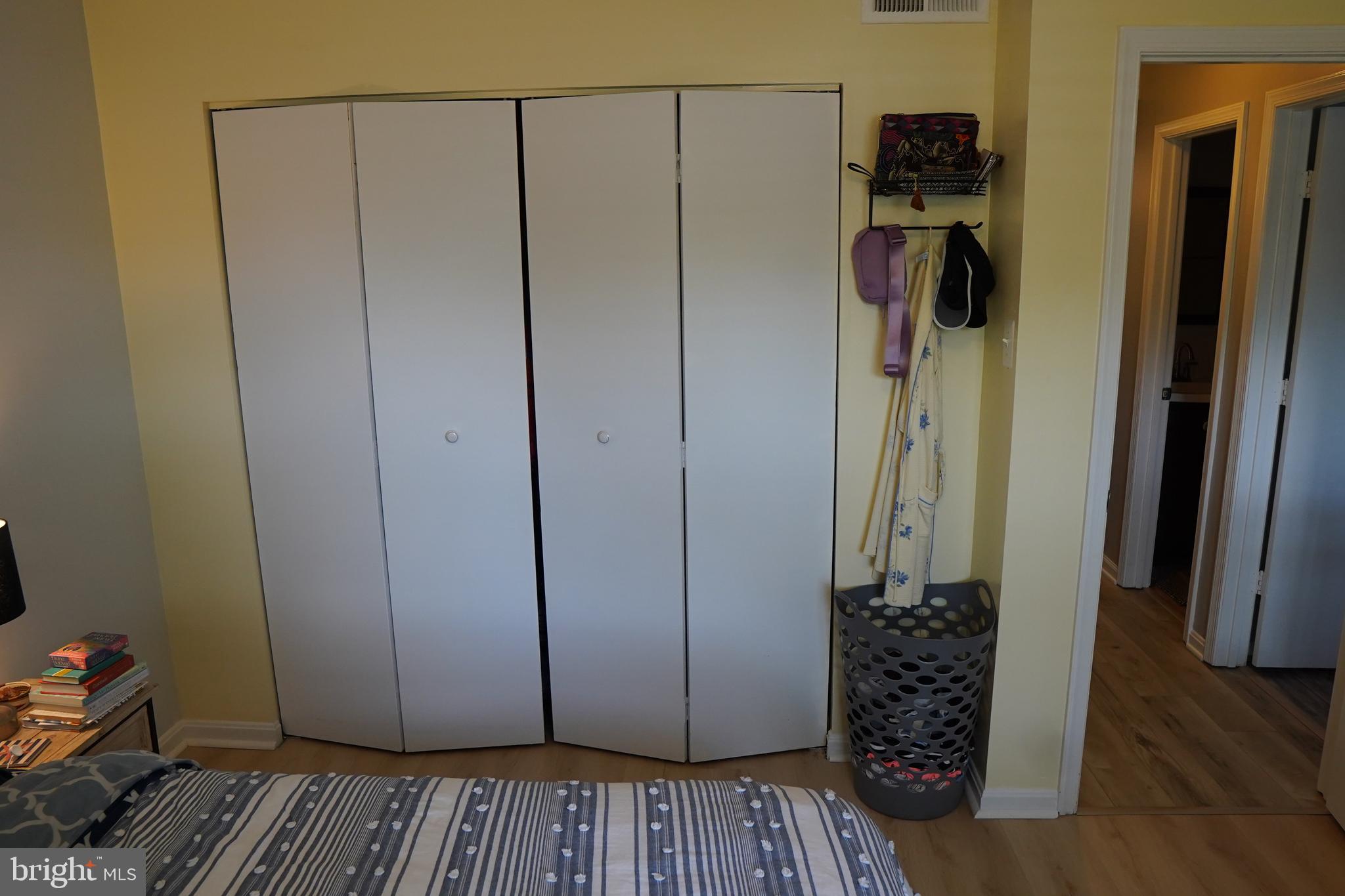 LONGMEAD CROSSING - Residential