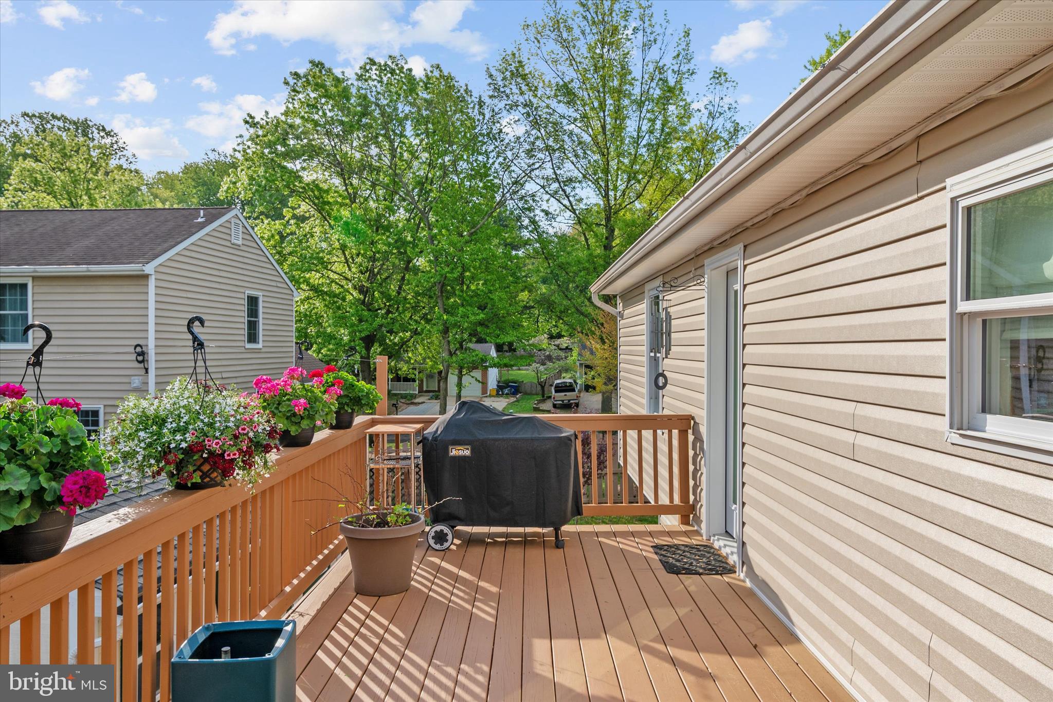 COLLEGE MANOR - Residential