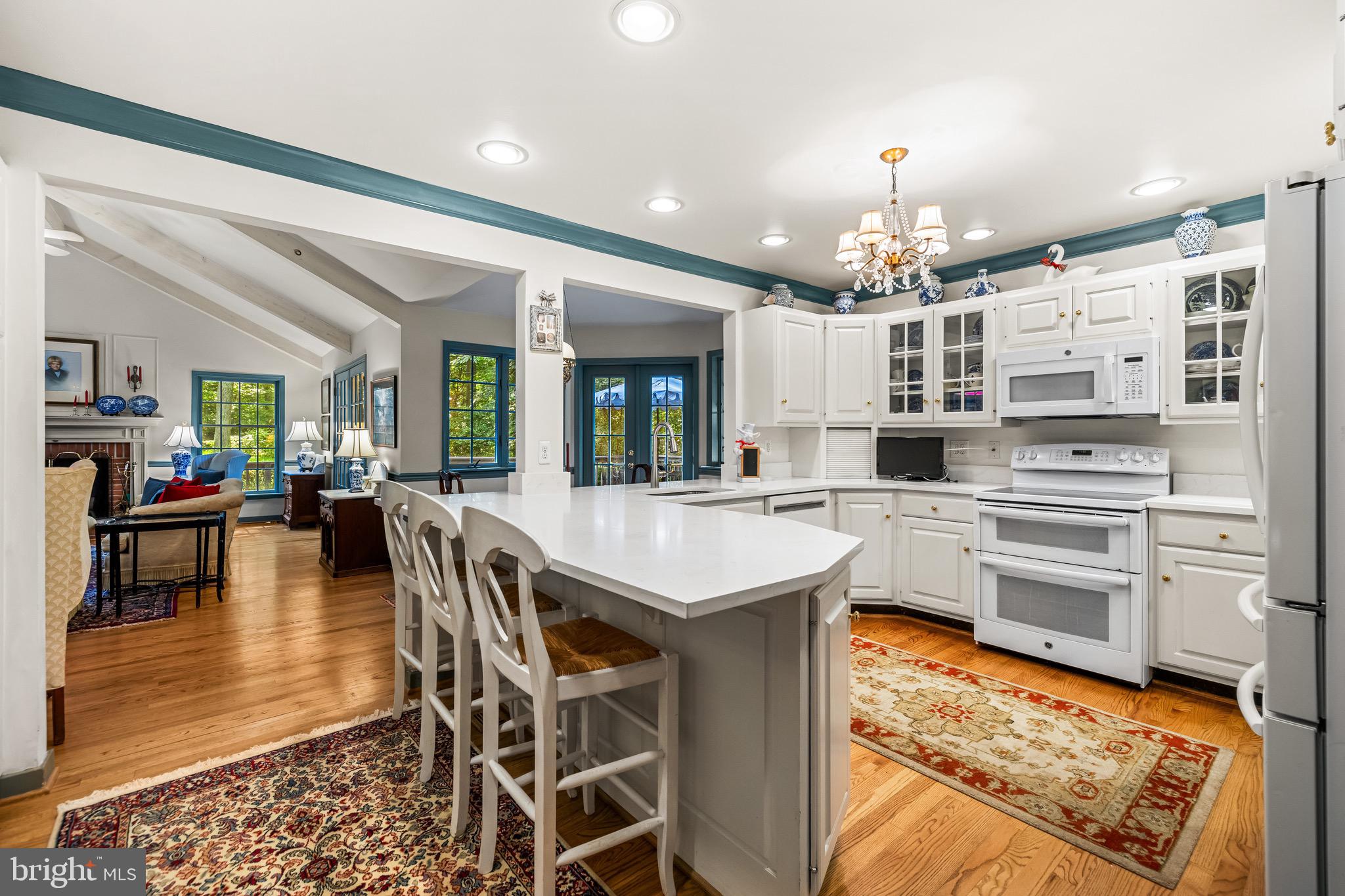 SUMMER HILL - Residential