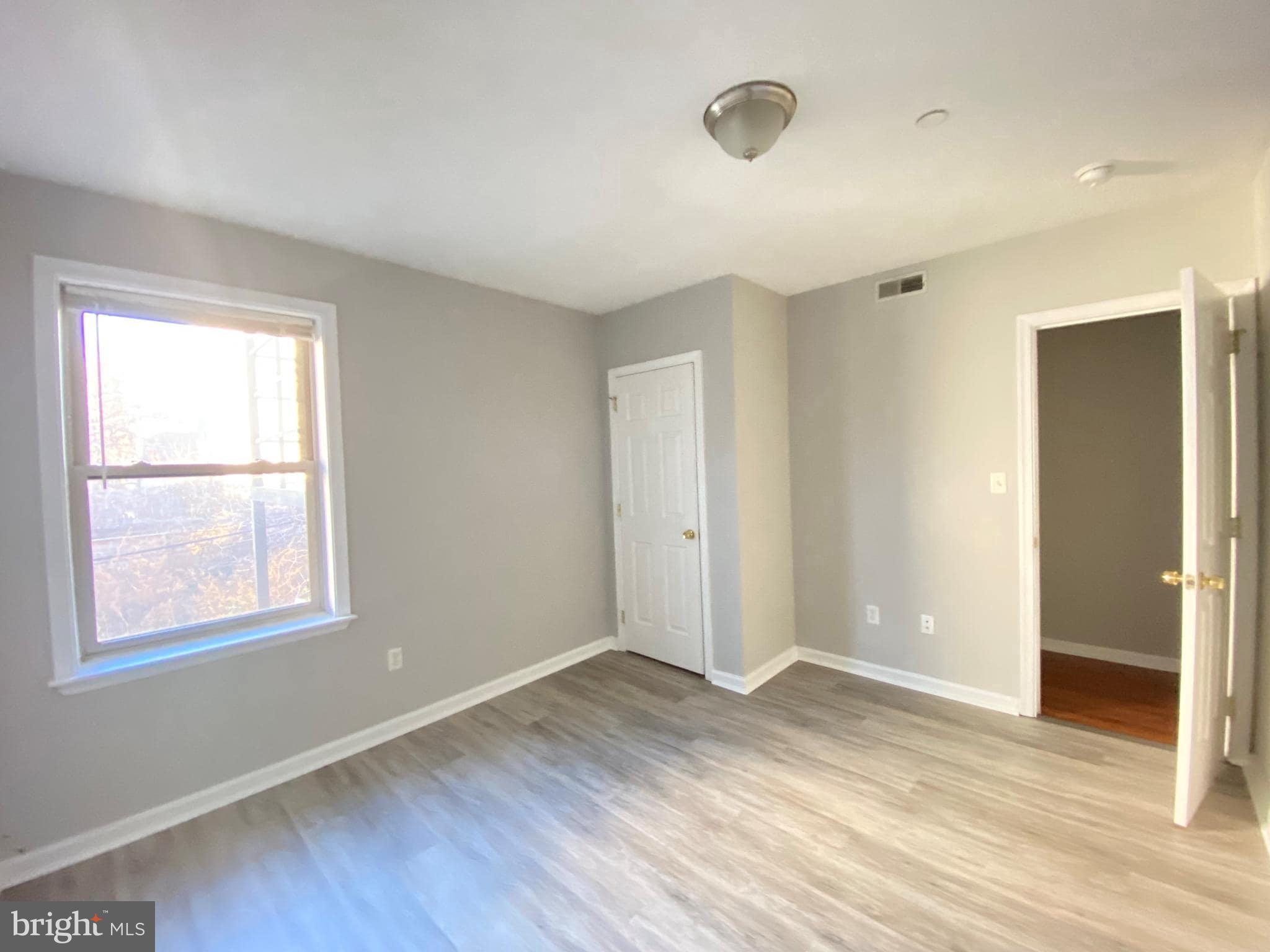 TEMPLE UNIVERSITY - Residential Lease