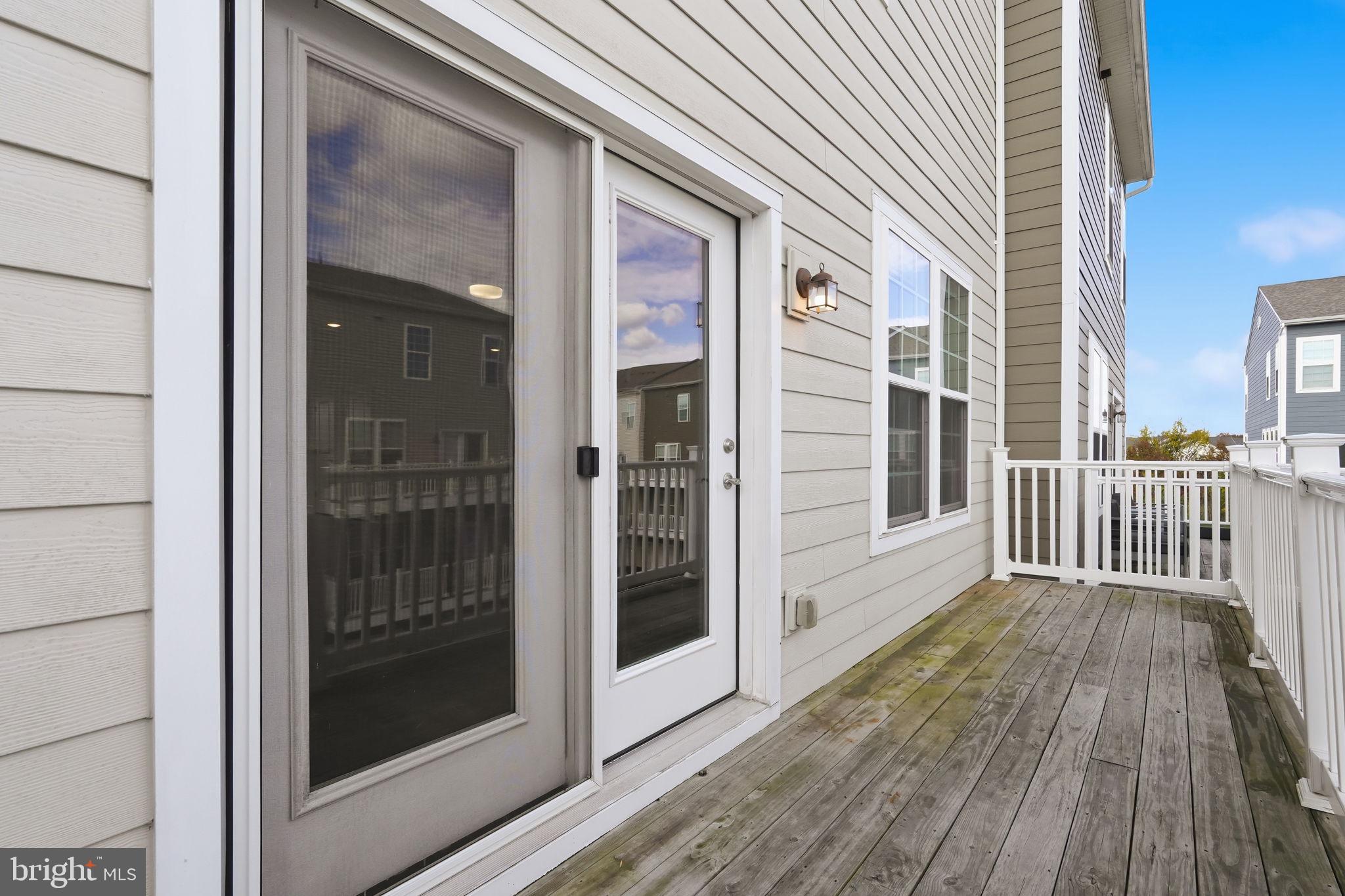 HEATHCOTE COMMONS CONDOMINIUMS - Residential