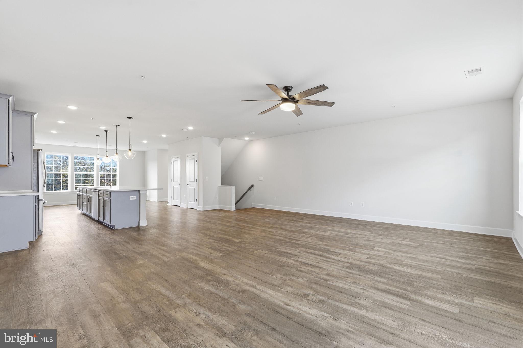 HEATHCOTE COMMONS CONDOMINIUMS - Residential