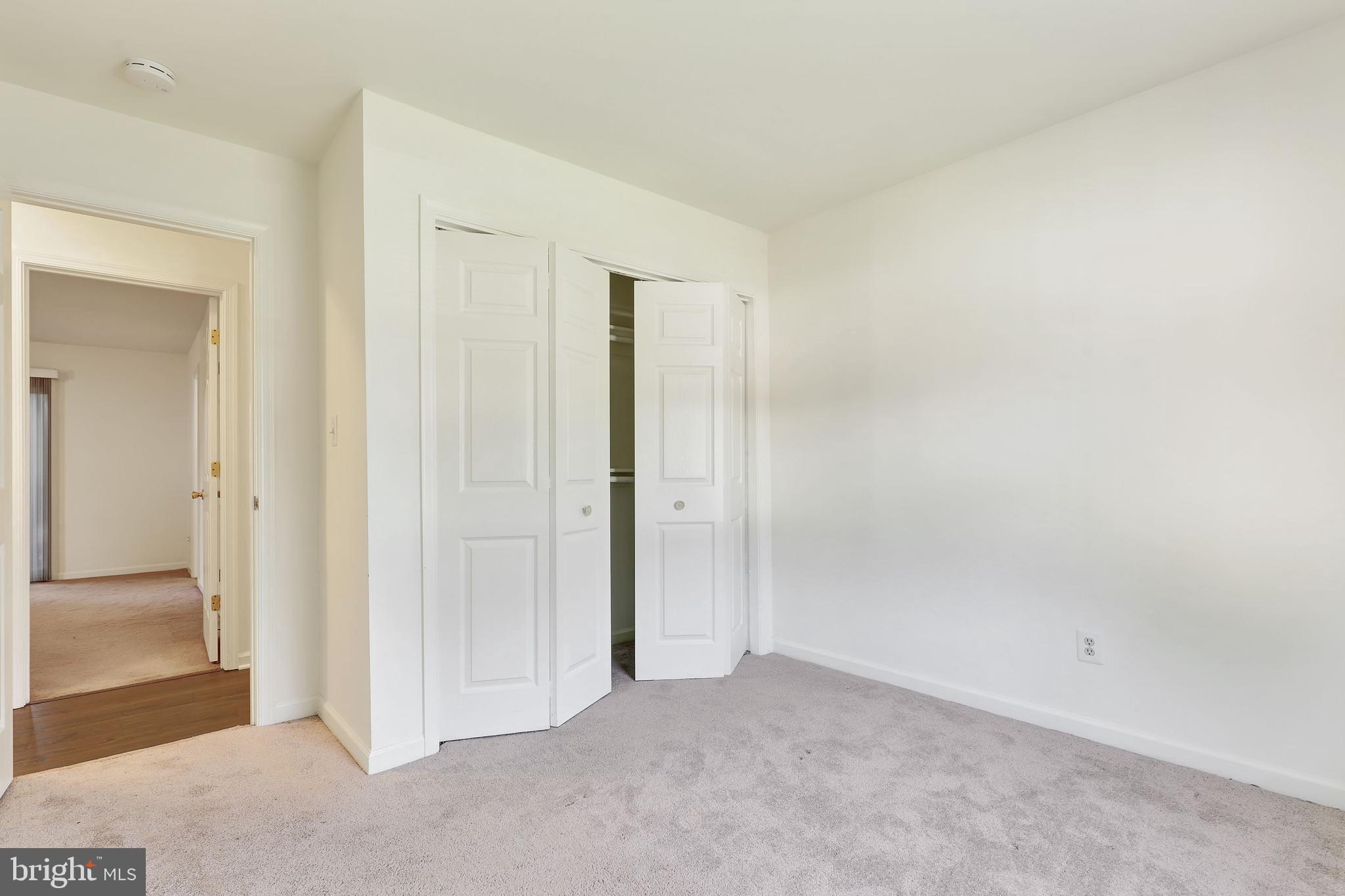 MANTUA HILLS - Residential Lease