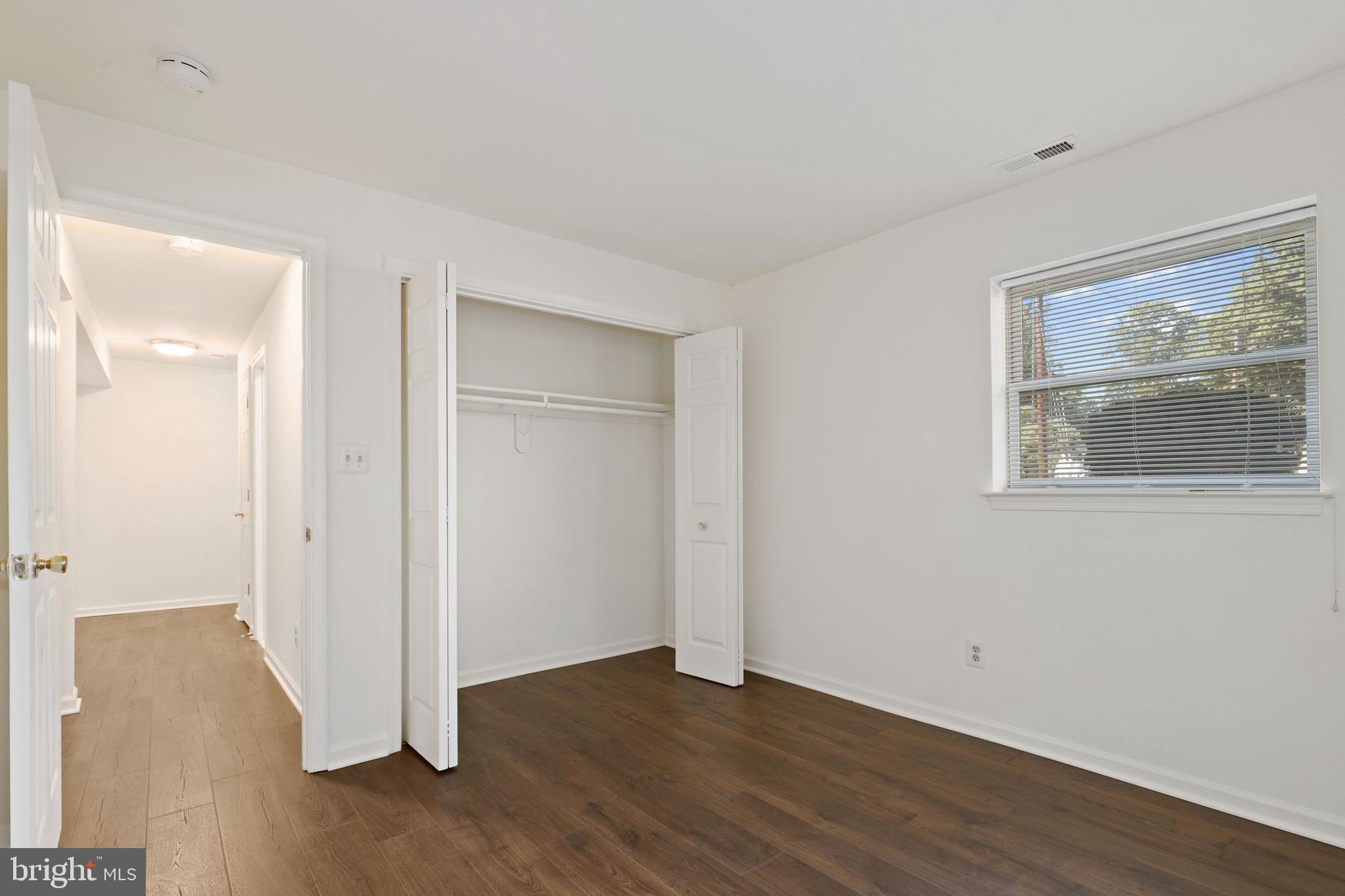 MANTUA HILLS - Residential Lease