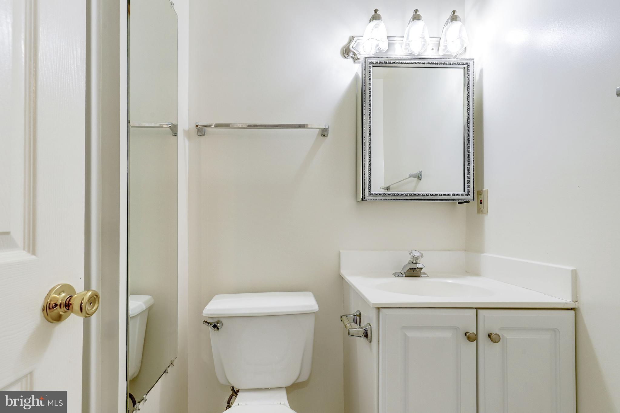 MANTUA HILLS - Residential Lease