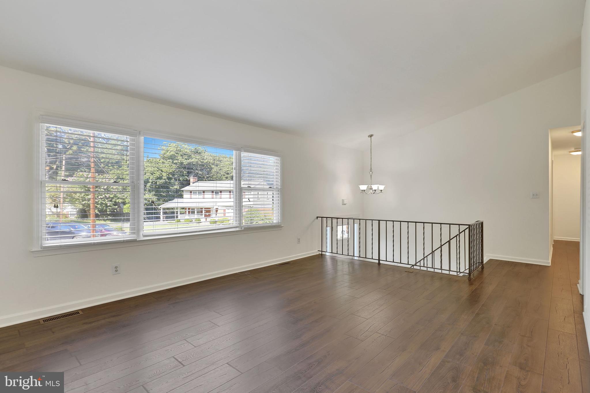 MANTUA HILLS - Residential Lease