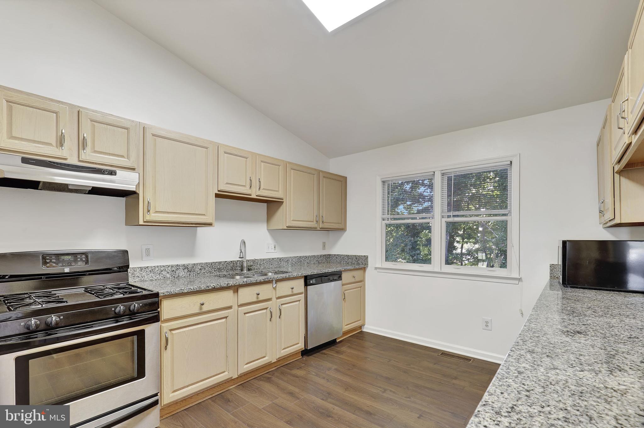 MANTUA HILLS - Residential Lease