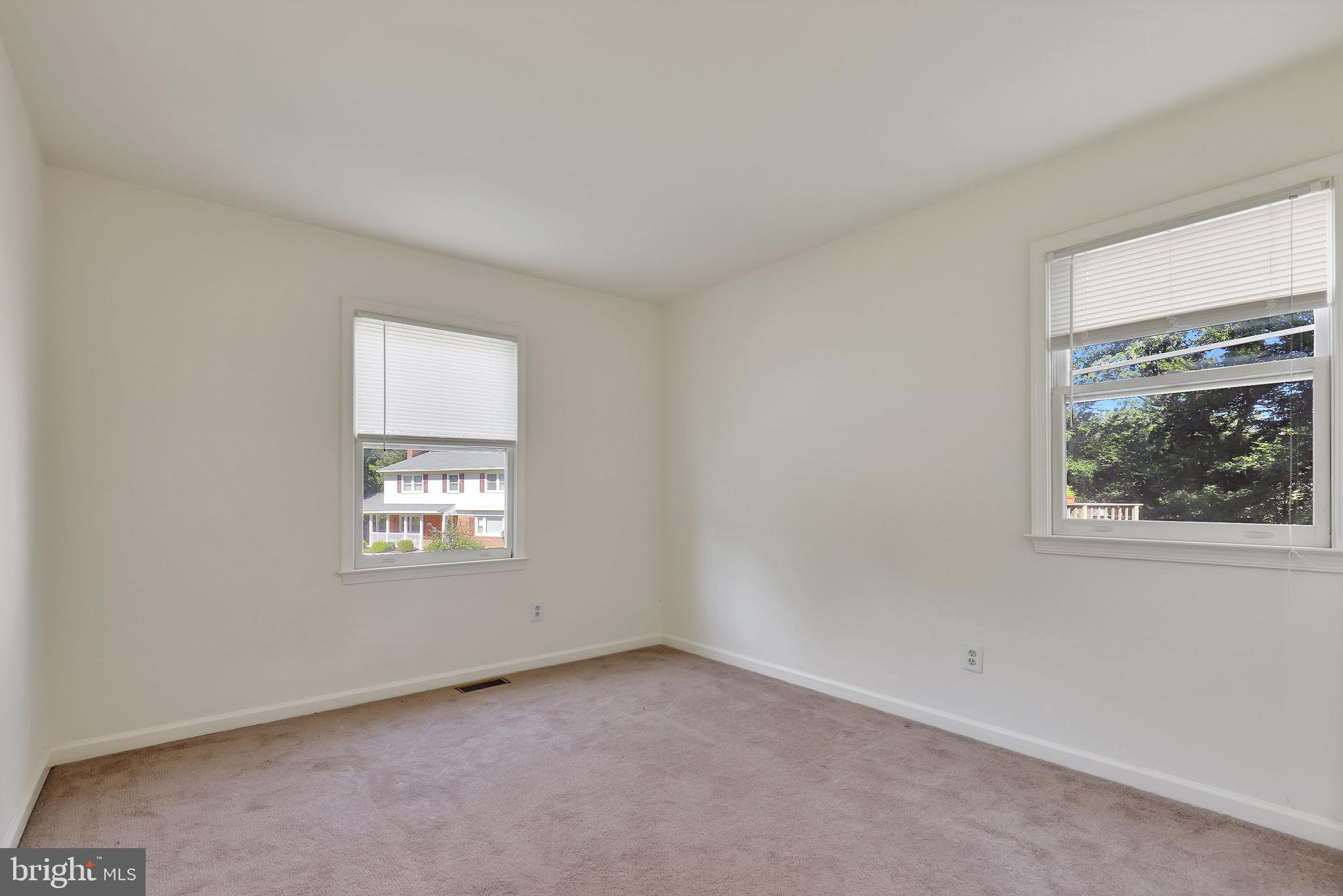 MANTUA HILLS - Residential Lease