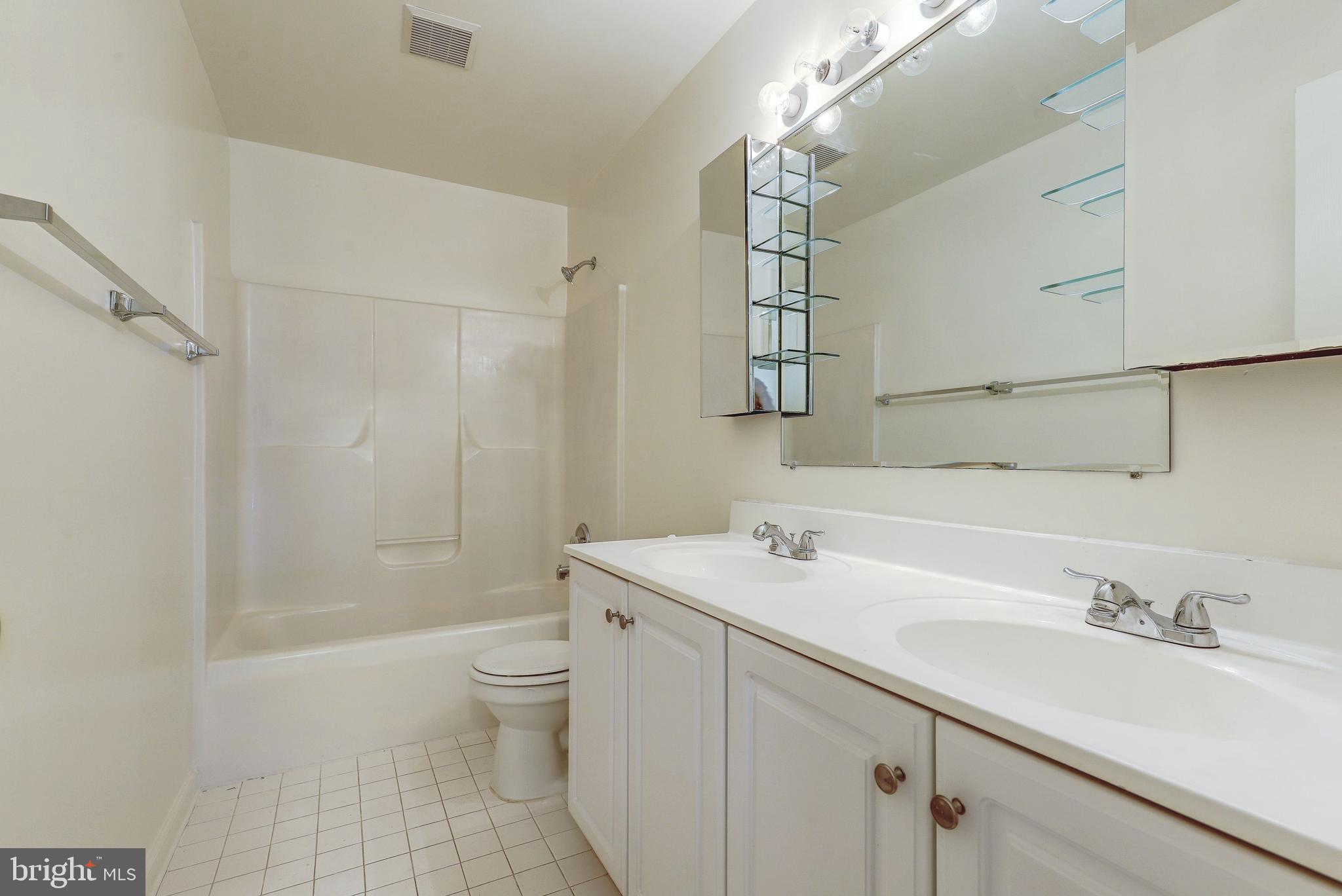 MANTUA HILLS - Residential Lease