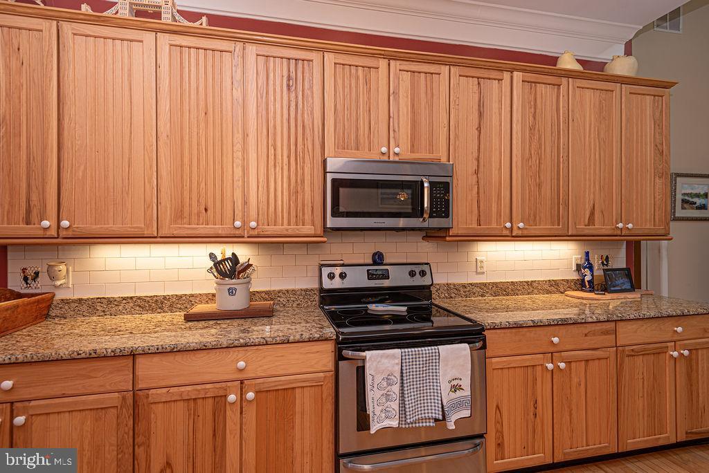 OCEAN PINES - THE PARKE - Residential