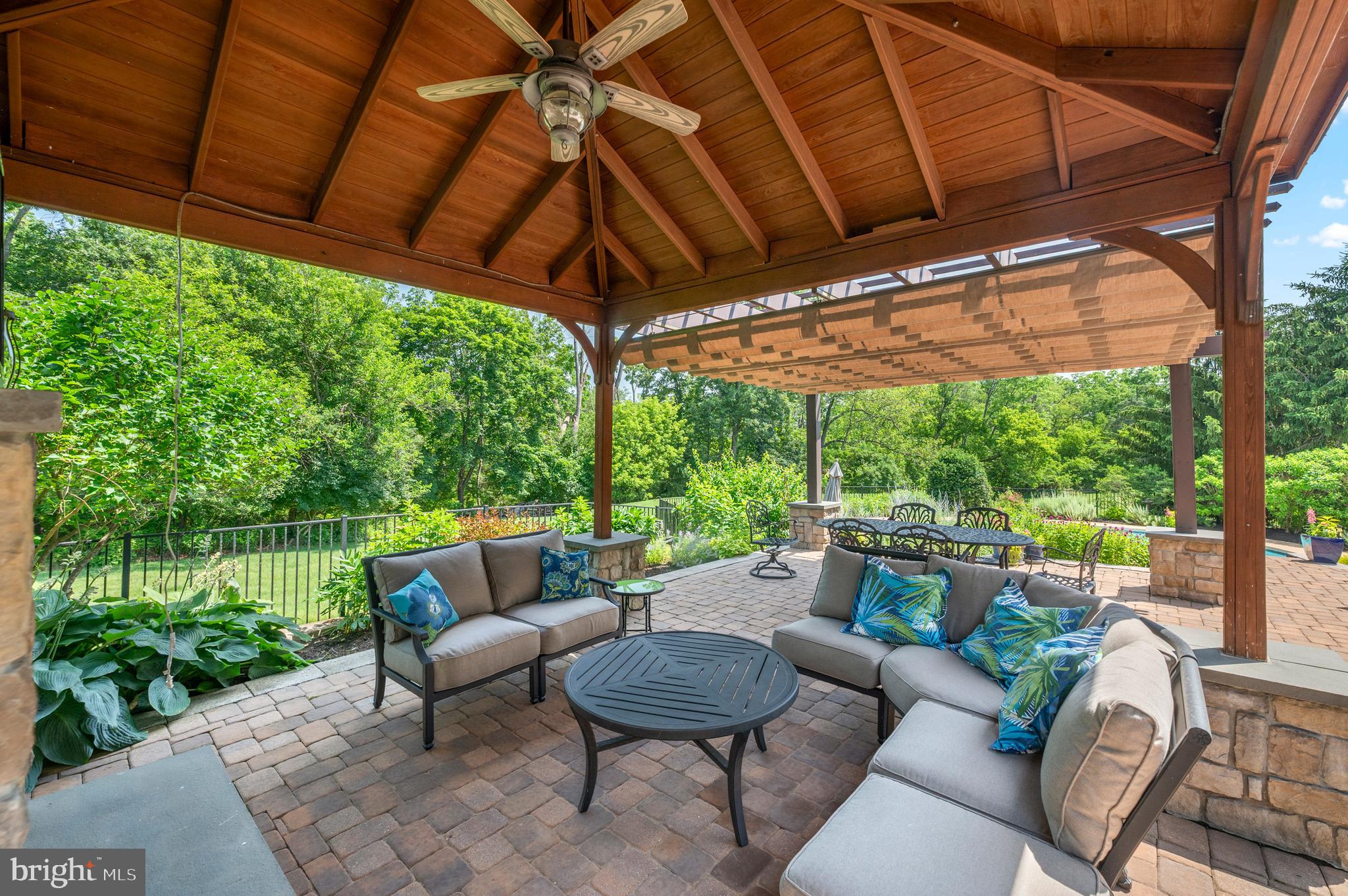 APRIL HILL - Residential