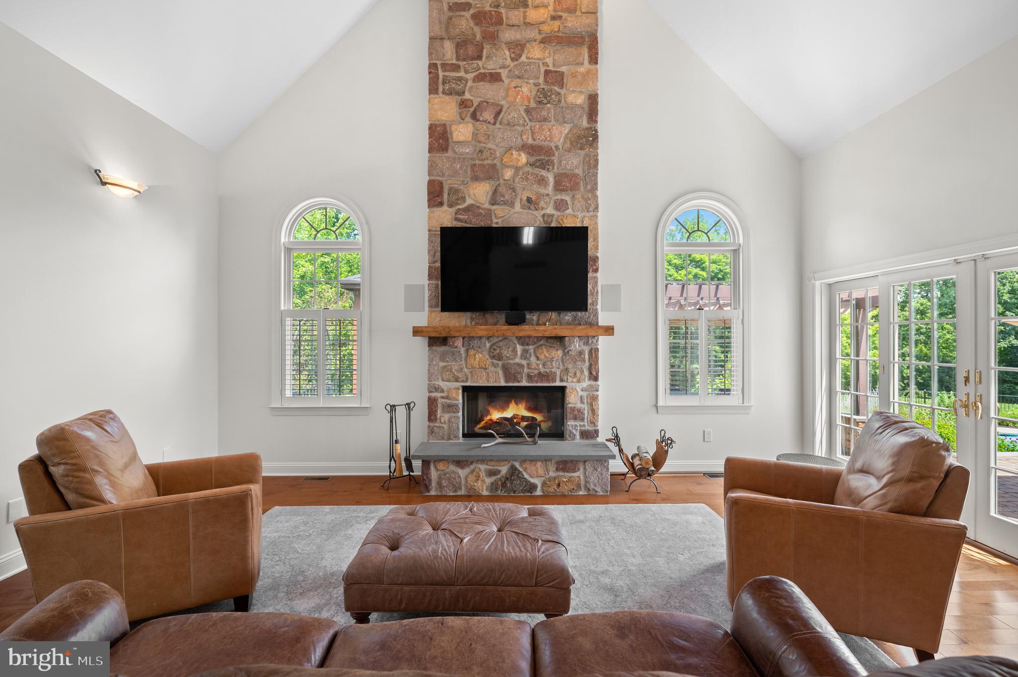 APRIL HILL - Residential