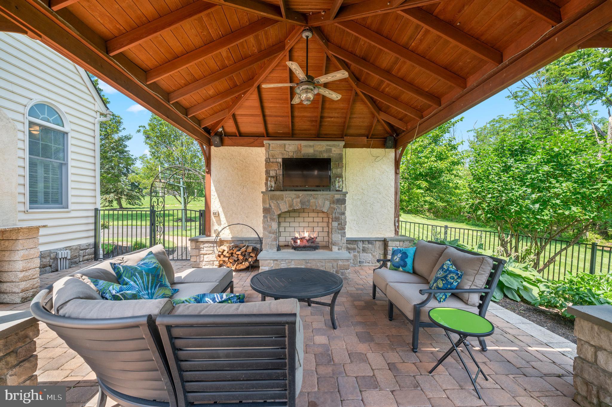 APRIL HILL - Residential