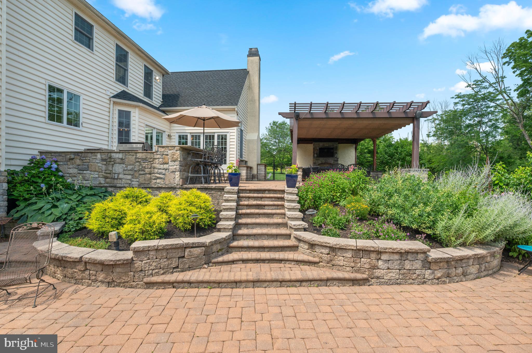 APRIL HILL - Residential