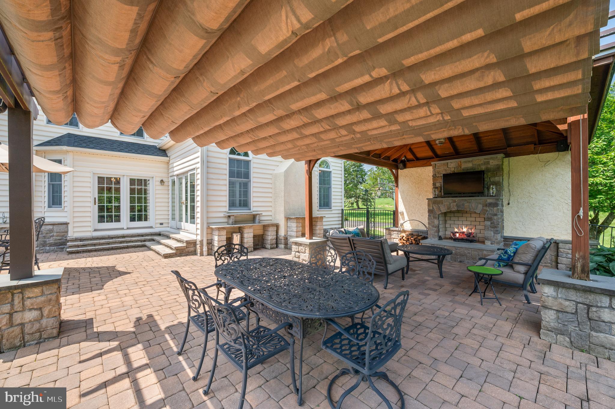 APRIL HILL - Residential