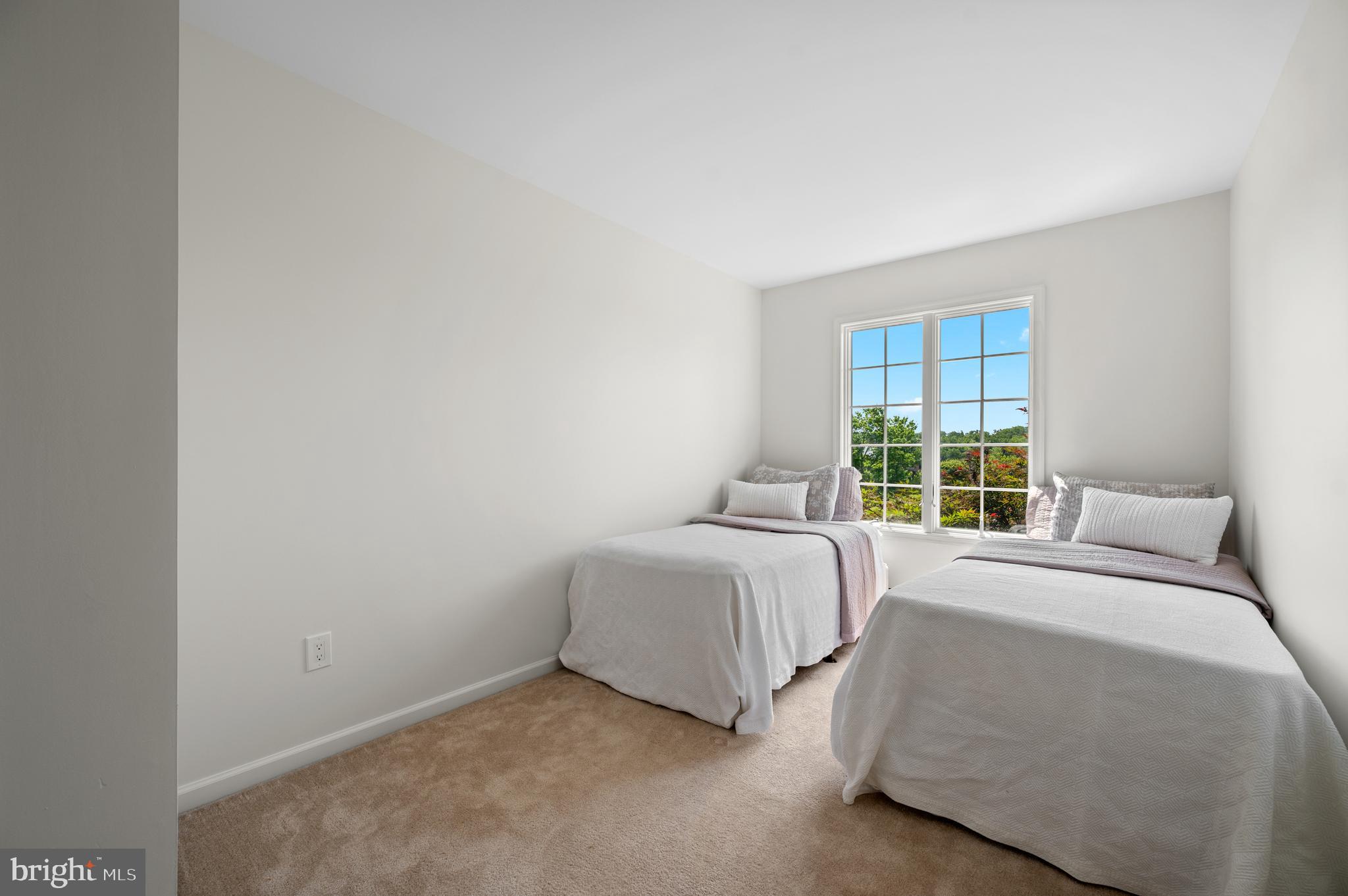 APRIL HILL - Residential