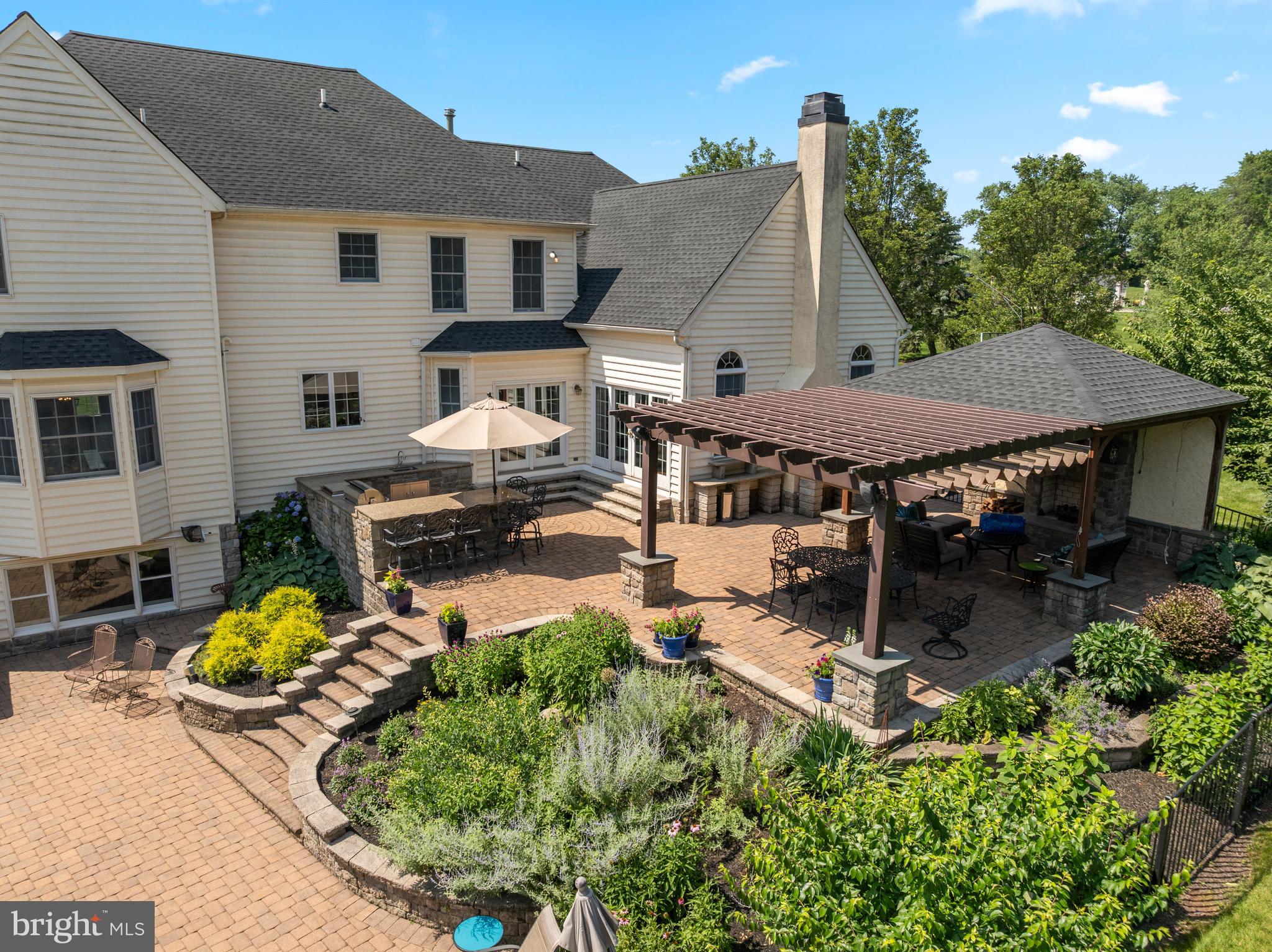 APRIL HILL - Residential