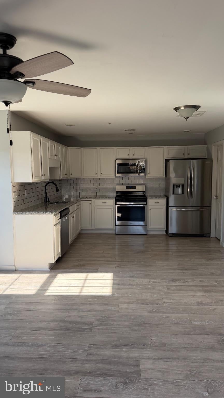 3059 GOSHEN DRIVE