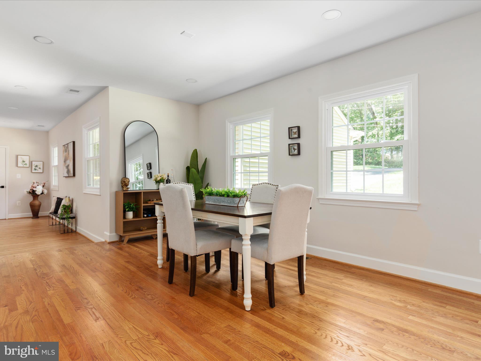 EDGELEA - Residential