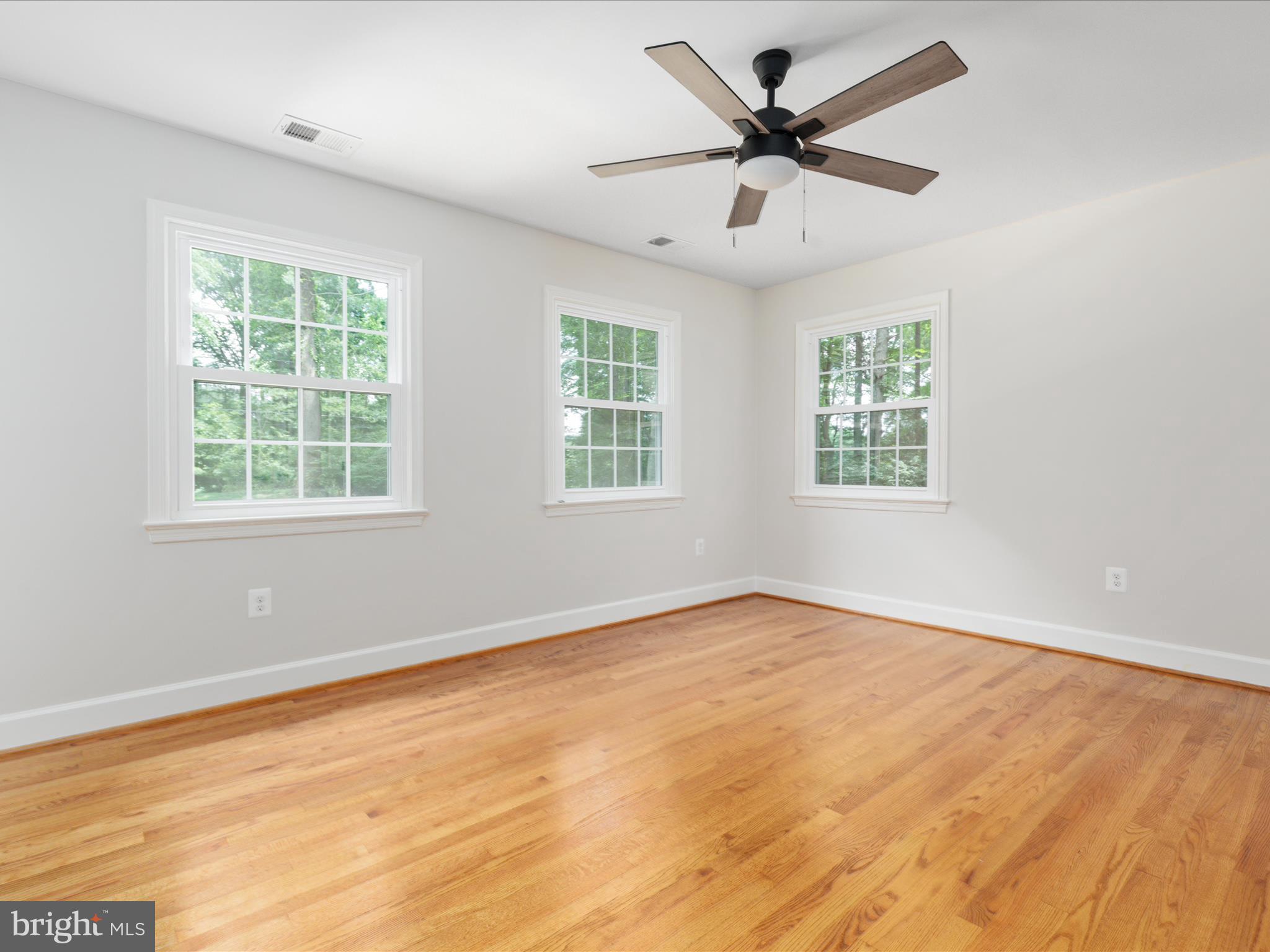 EDGELEA - Residential