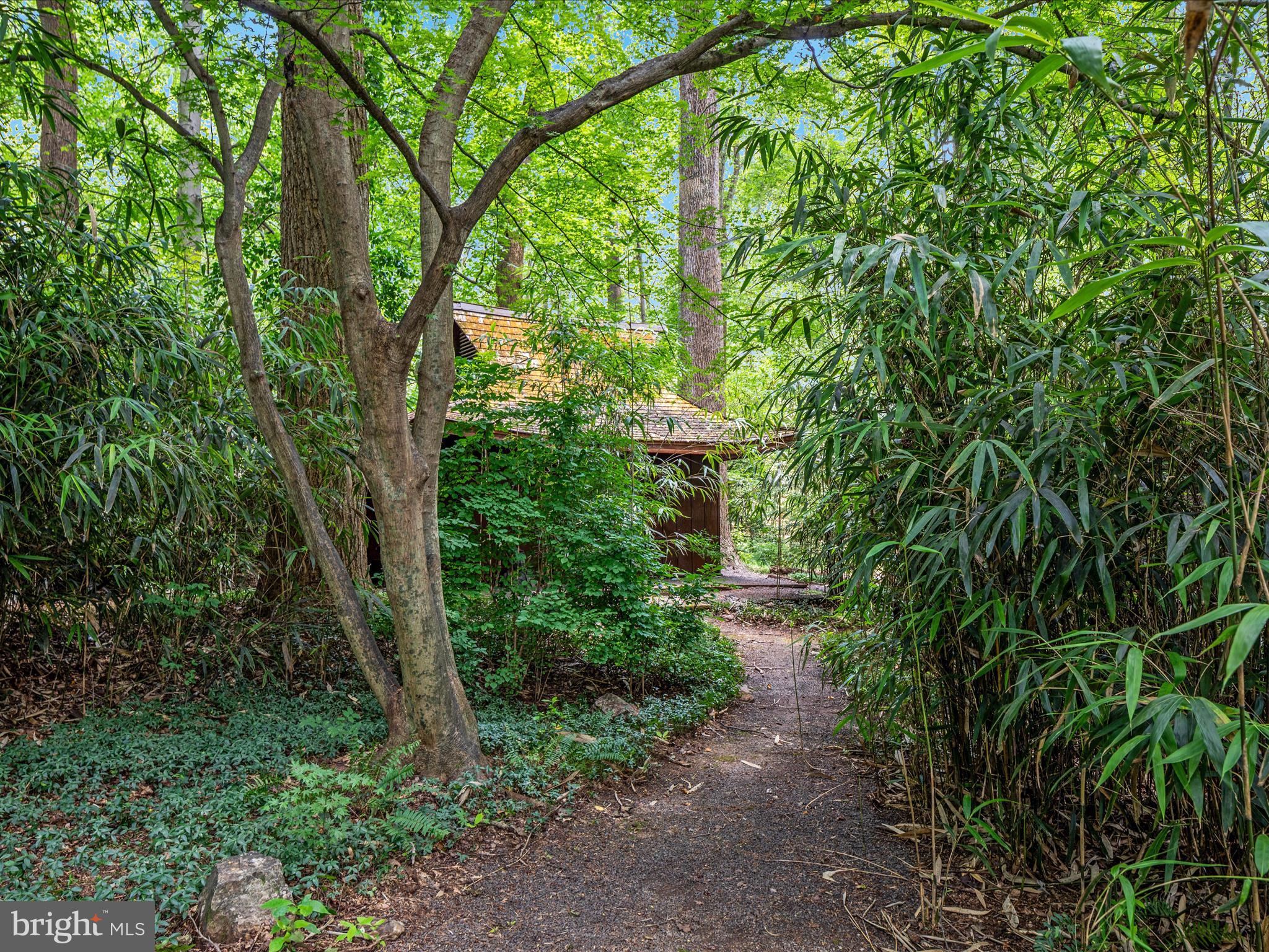 EDGELEA - Residential