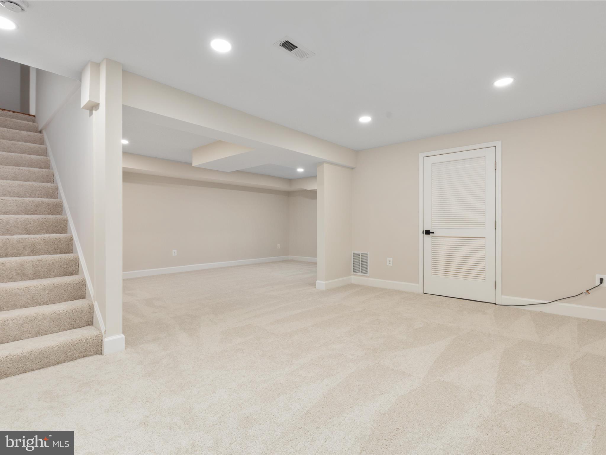 EDGELEA - Residential