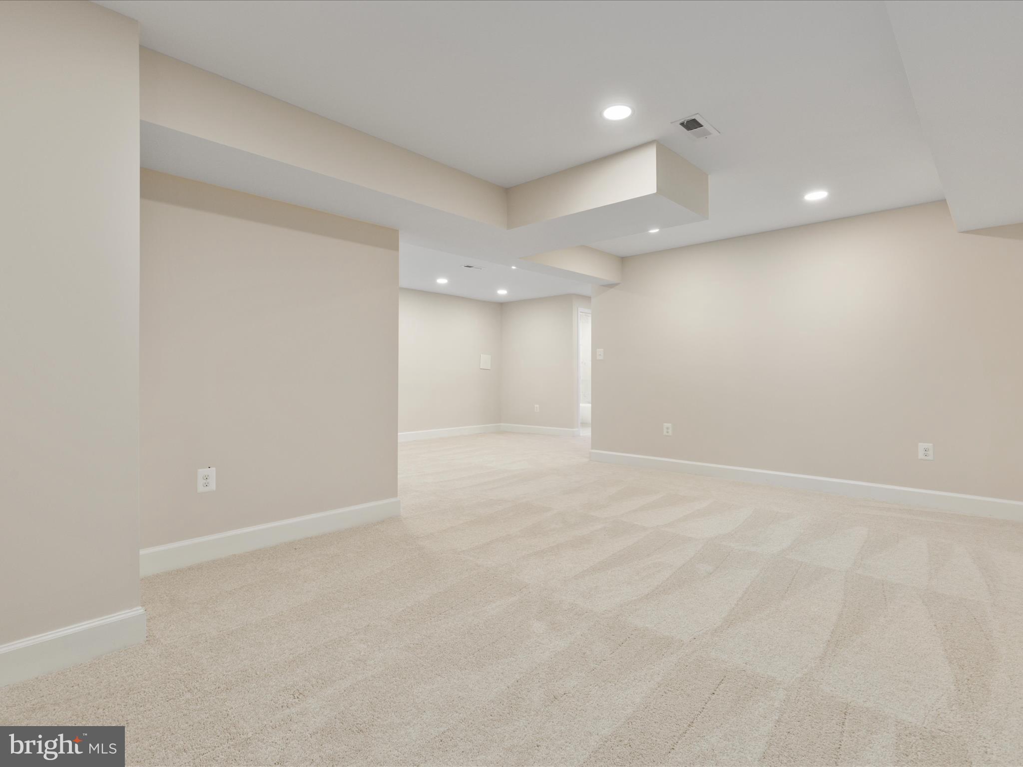 EDGELEA - Residential