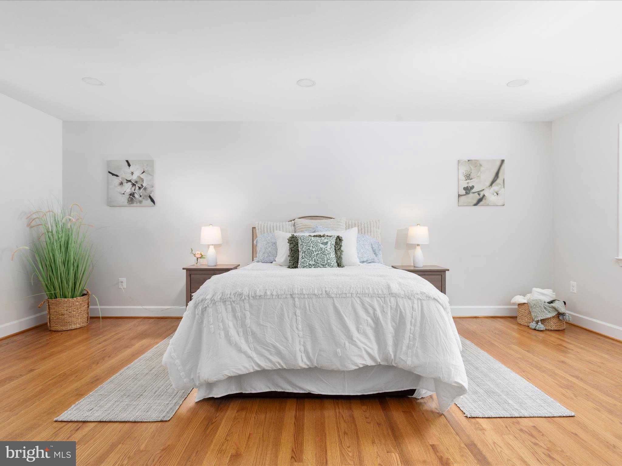 EDGELEA - Residential