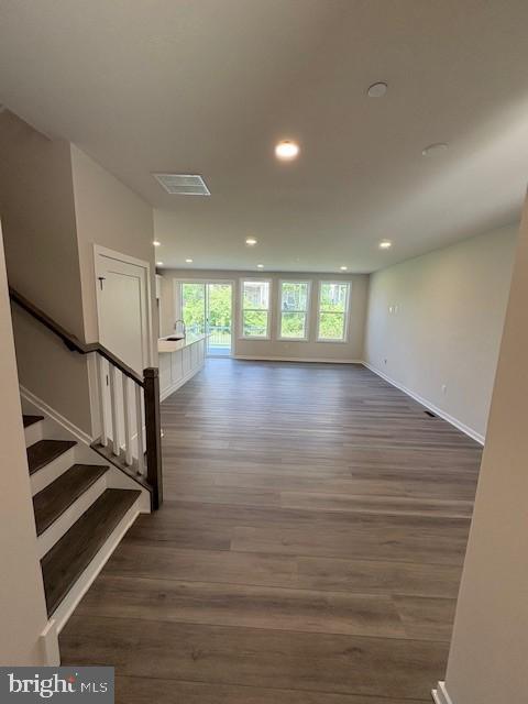 STONEMILL VILLAGE - Residential