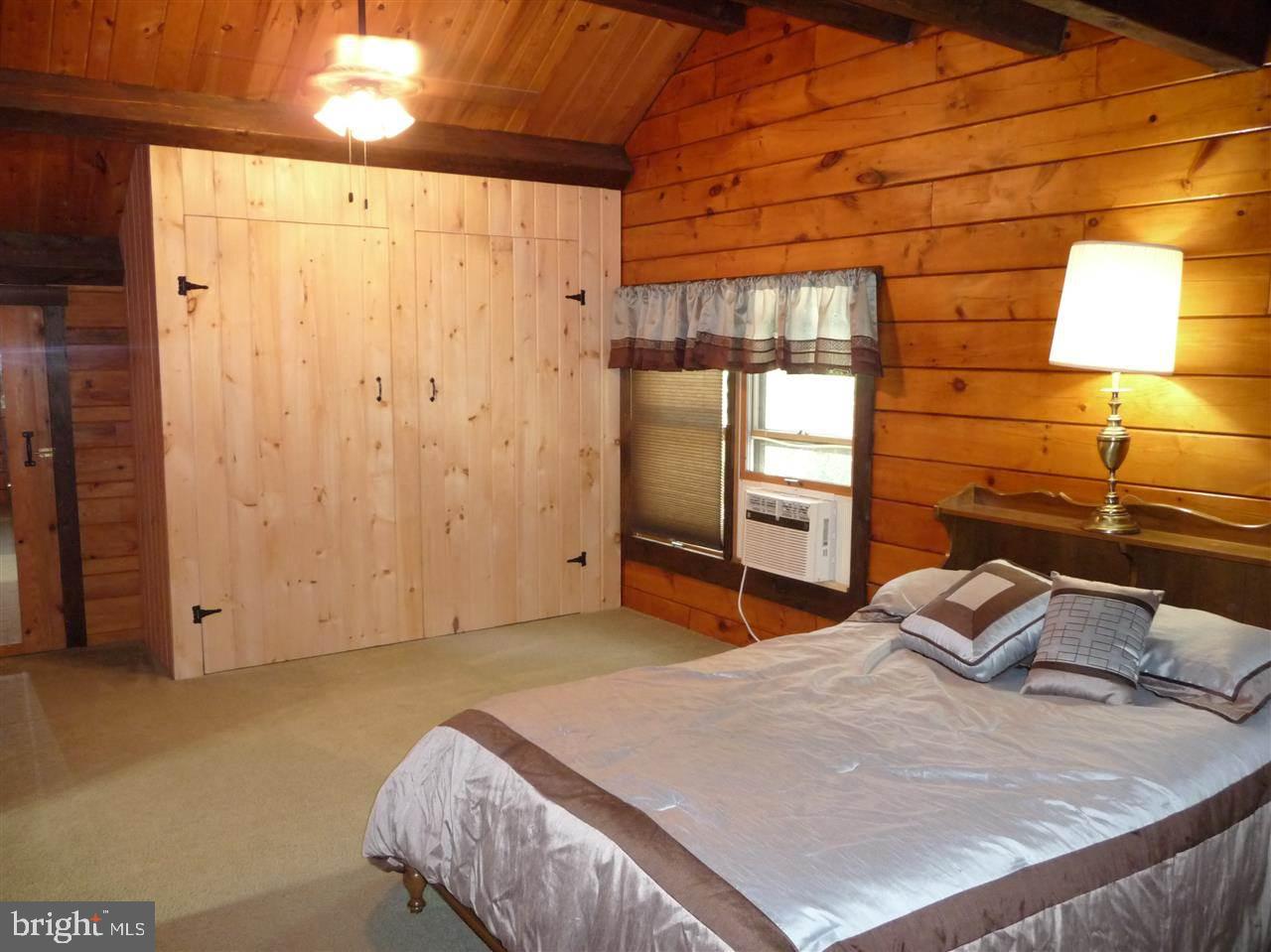 PLEASANT VALLEY GOLF COURSE - Residential