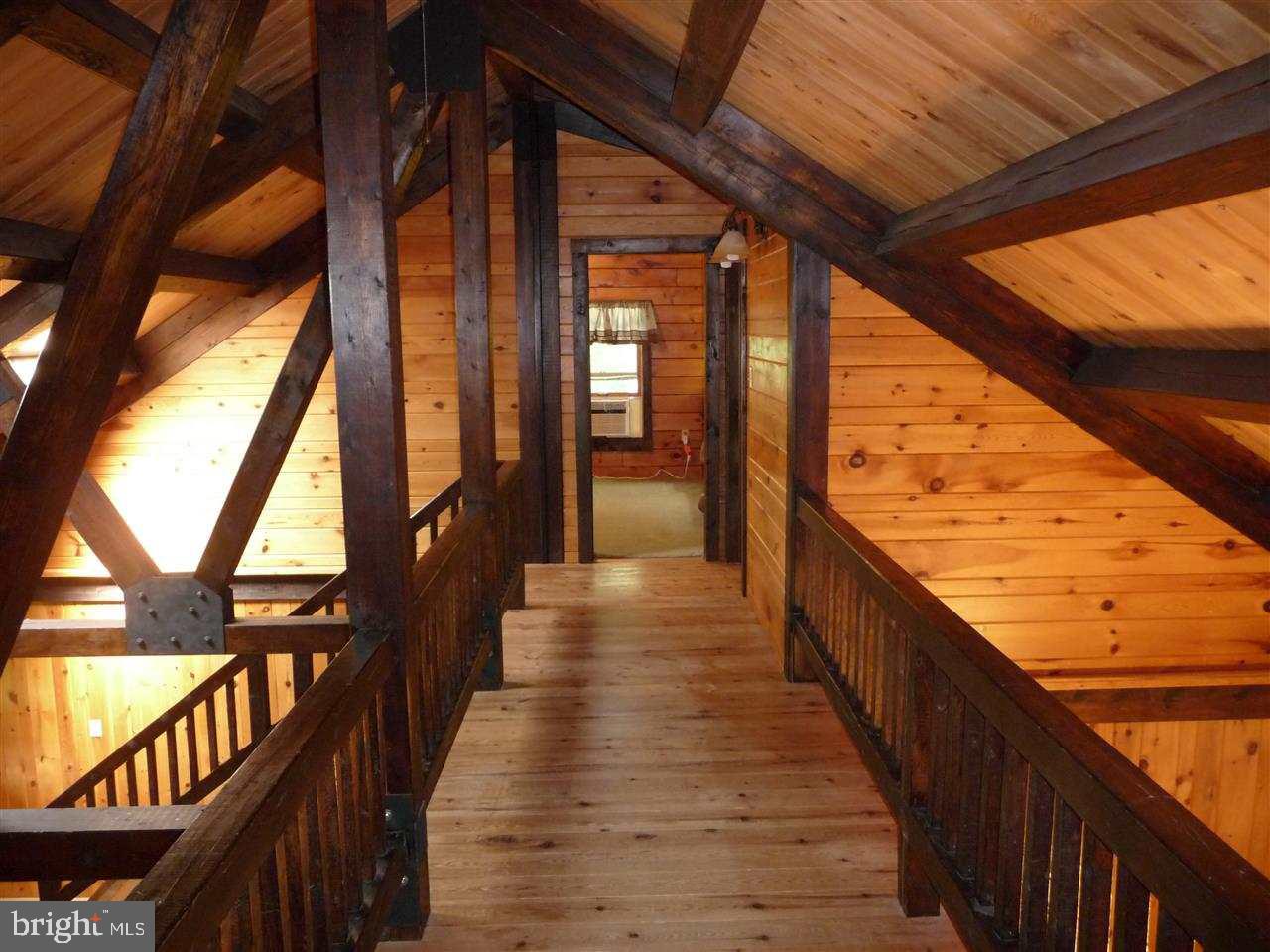 PLEASANT VALLEY GOLF COURSE - Residential