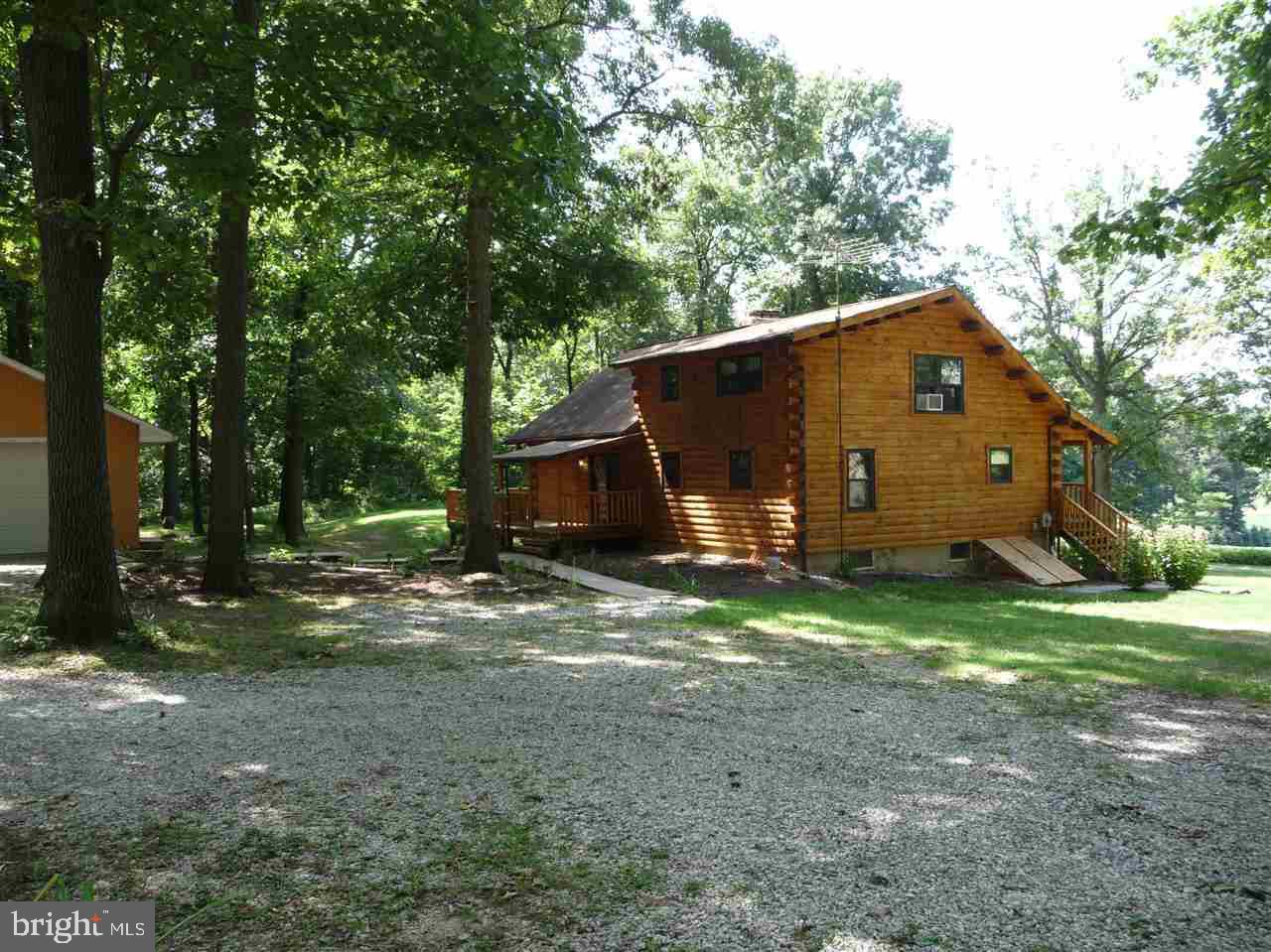 PLEASANT VALLEY GOLF COURSE - Residential