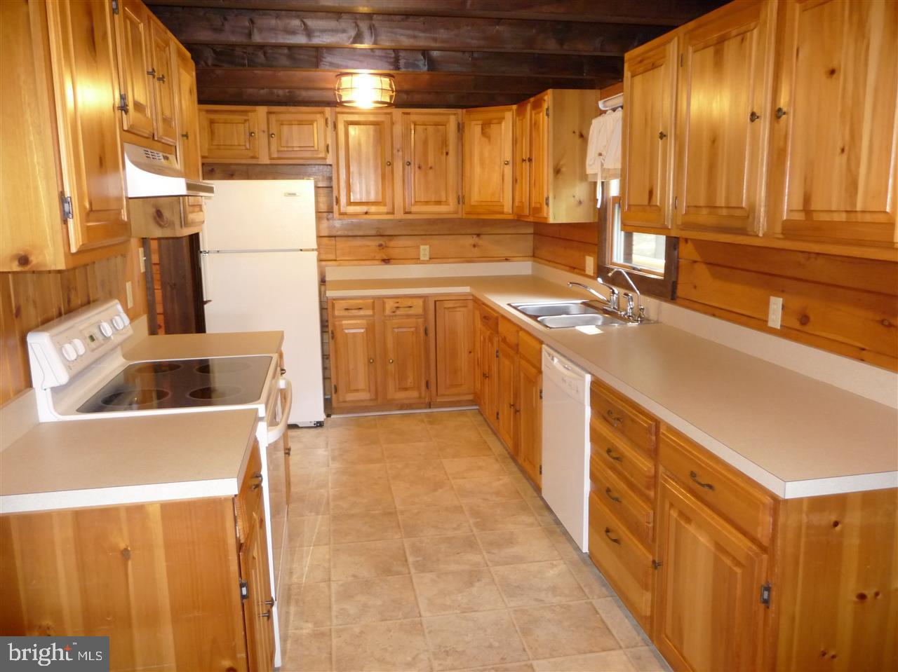 PLEASANT VALLEY GOLF COURSE - Residential